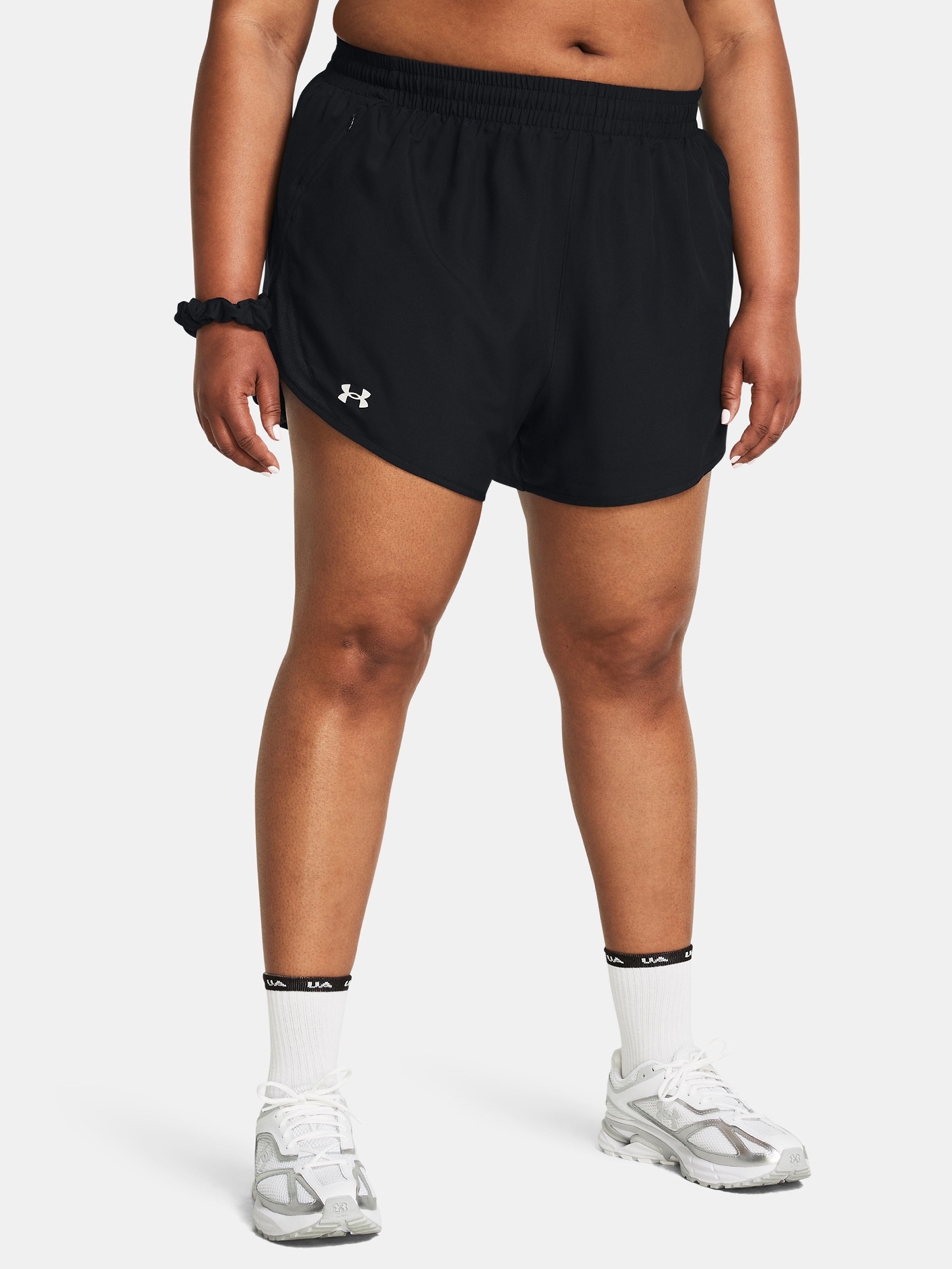 Dámské kraťasy Under Armour UA Fly By 3'' Shorts&-BLK