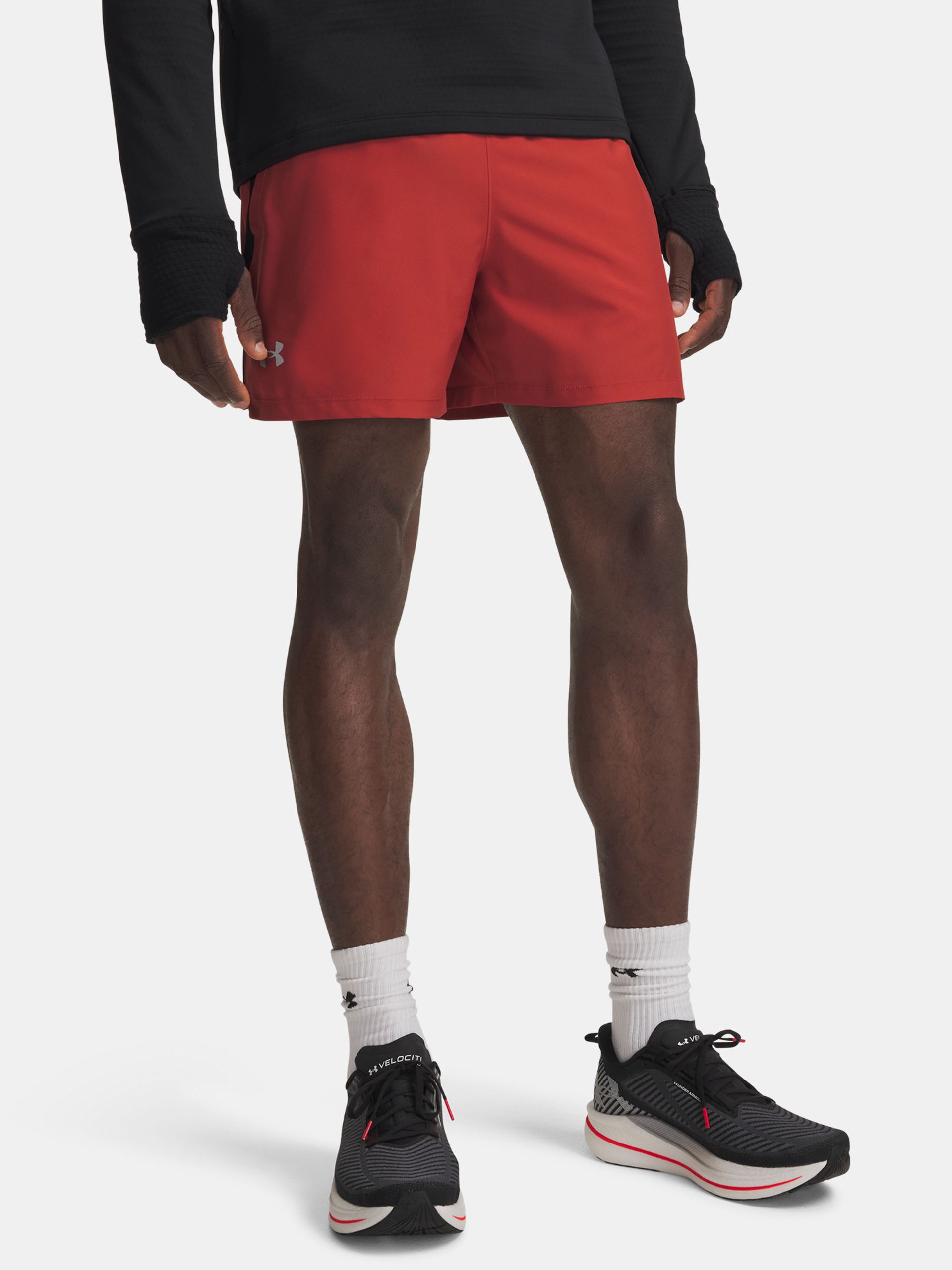 Férfi rövidnadrágok Under Armour UA LAUNCH 5'' SHORTS - 001