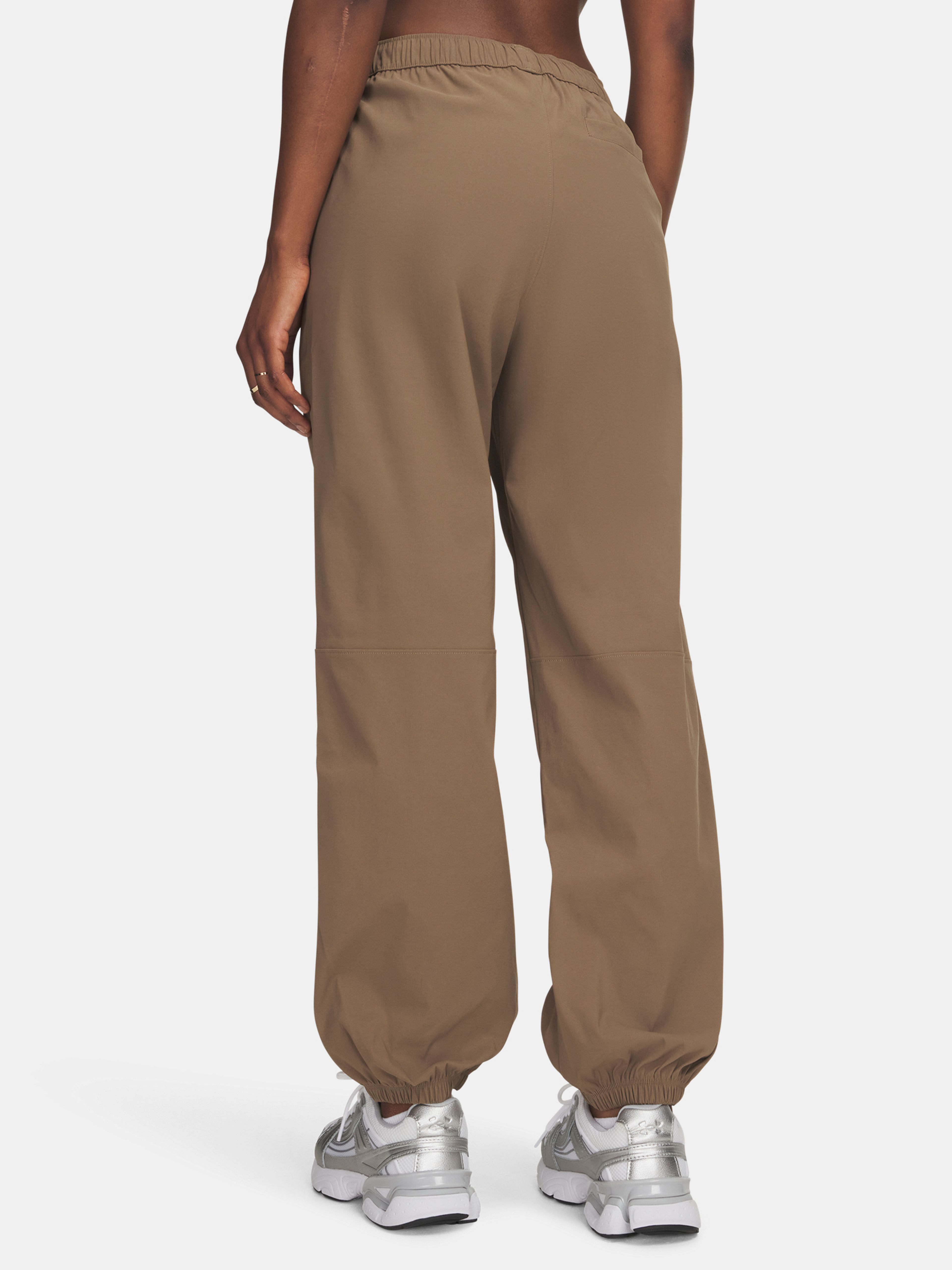 Dámske tepláky Under Armour Unstoppable Wvn Jogger - 002