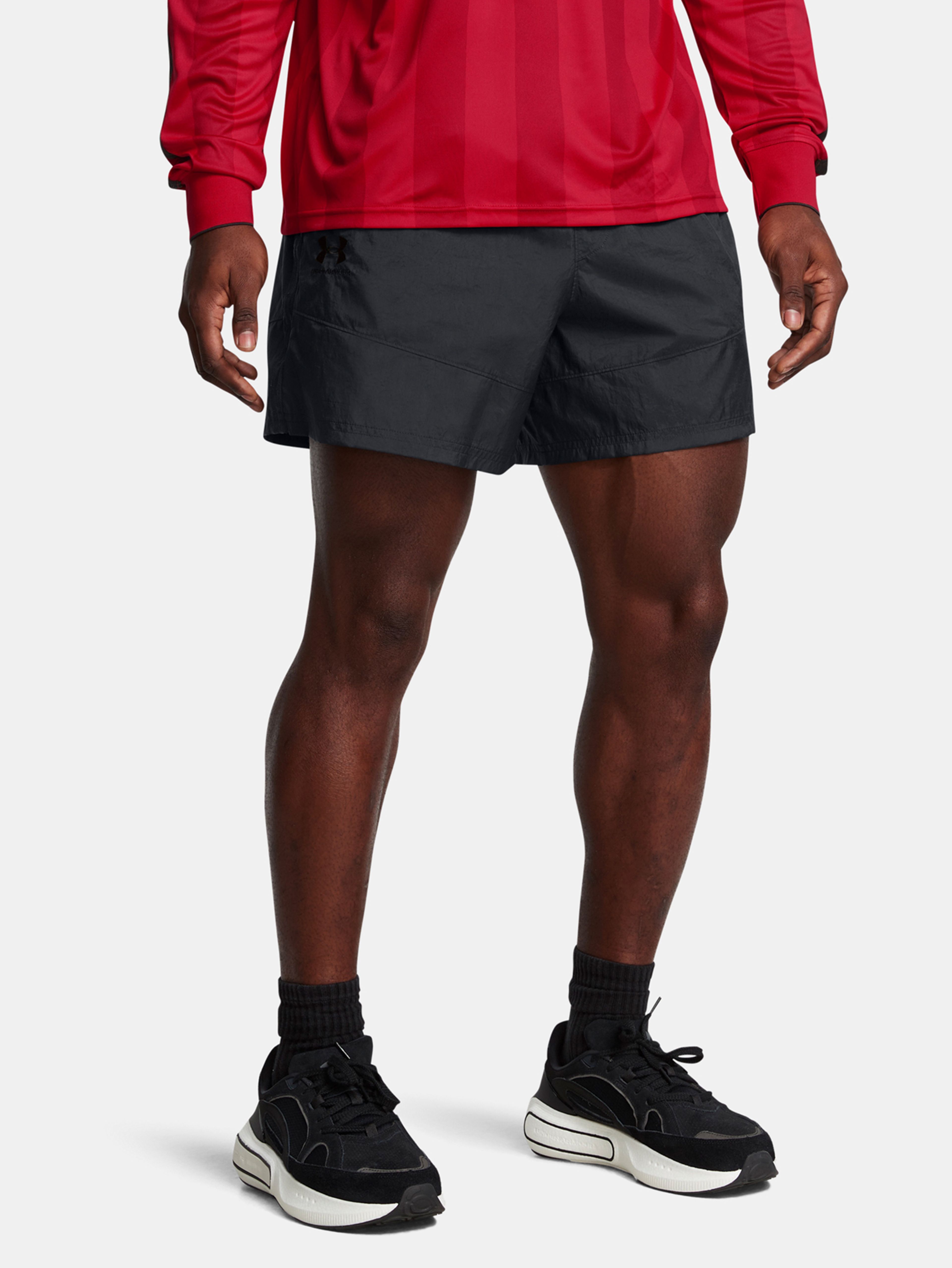 Férfi rövidnadrágok Under Armour UA M's 96 Terrace Wvn Shorts-BLK