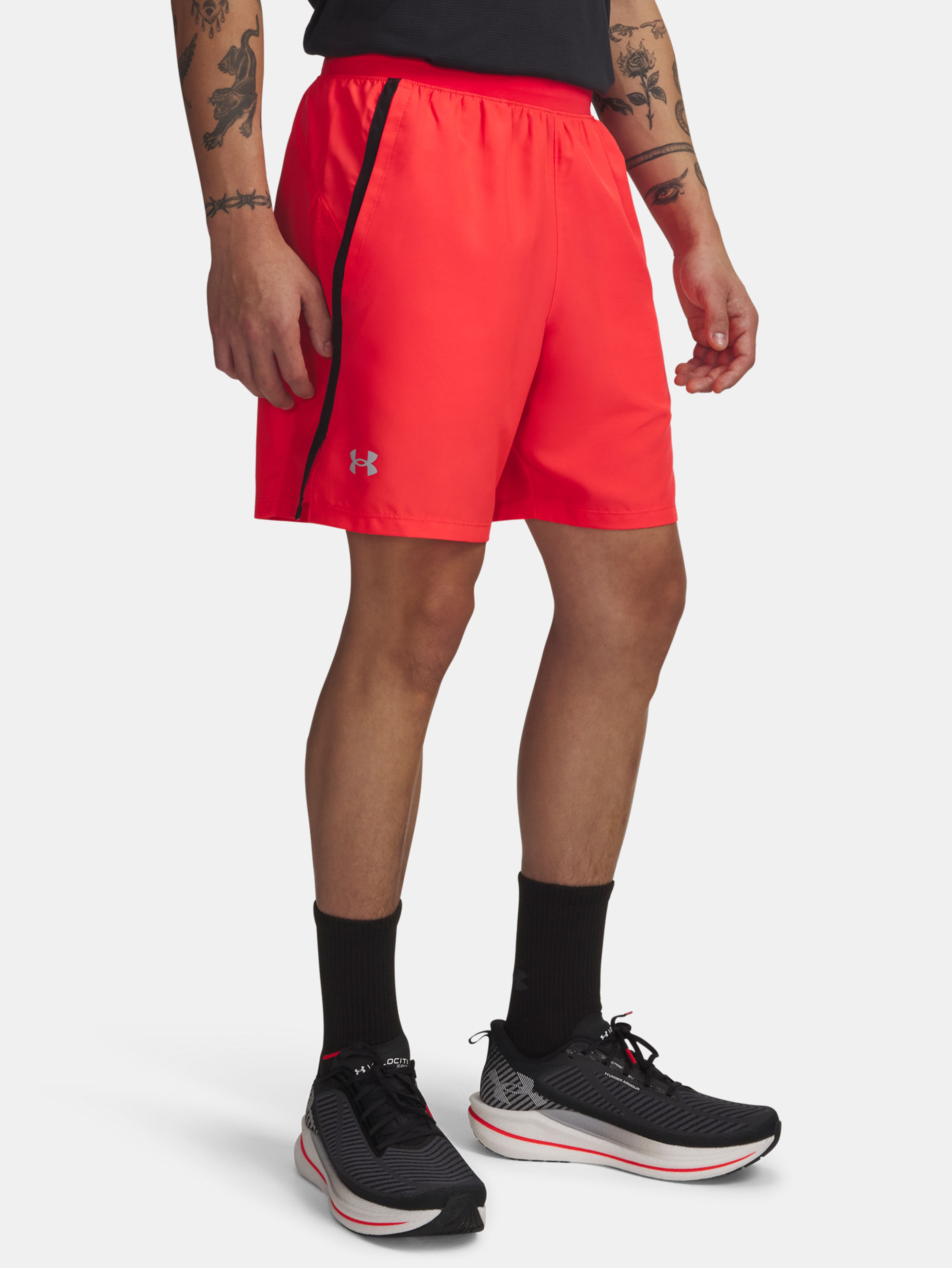 Férfi rövidnadrágok Under Armour UA LAUNCH 7'' SHORTS