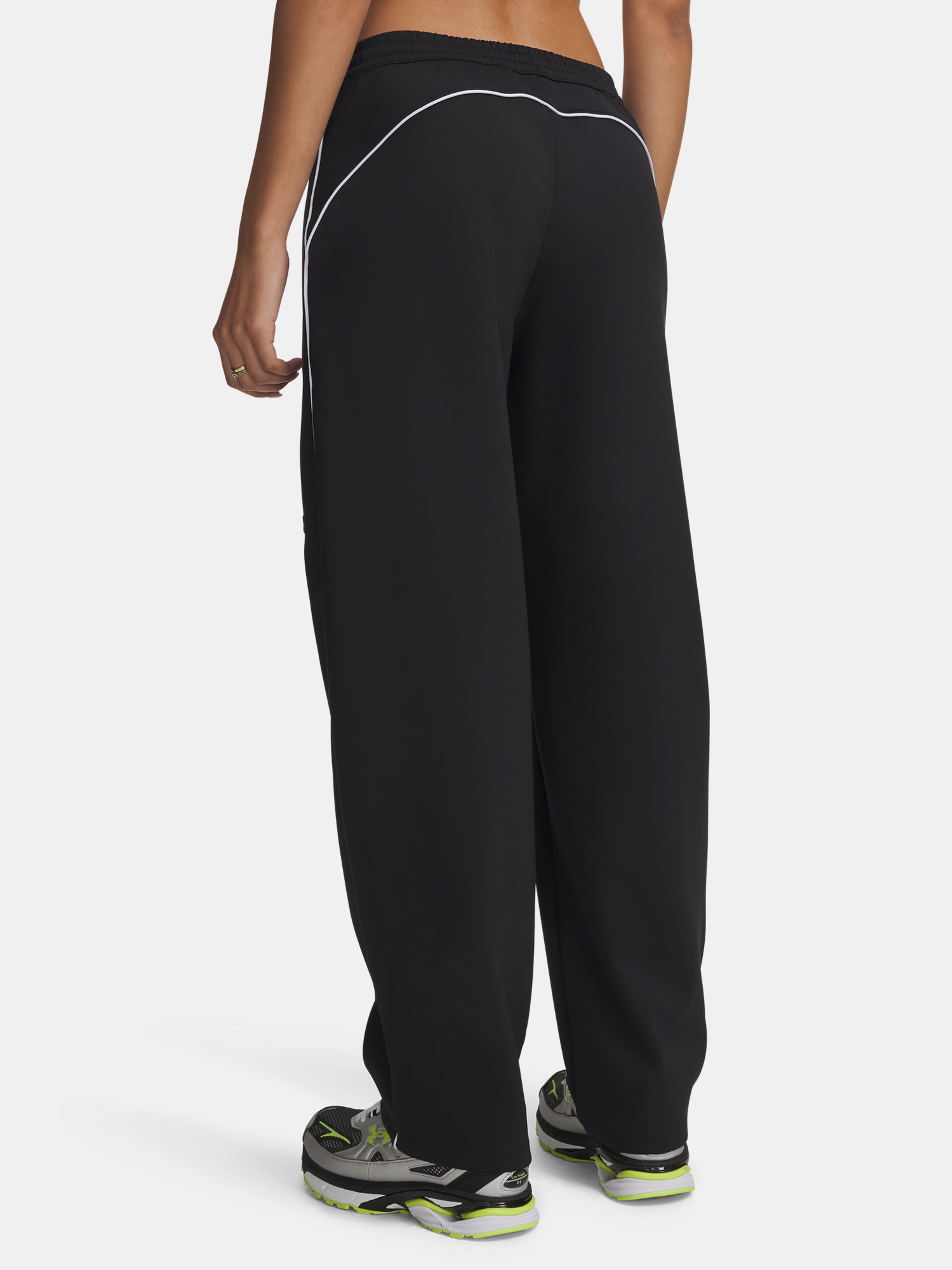 Naiste spordipüksid Under Armour KNIT TRACK PANT - 002
