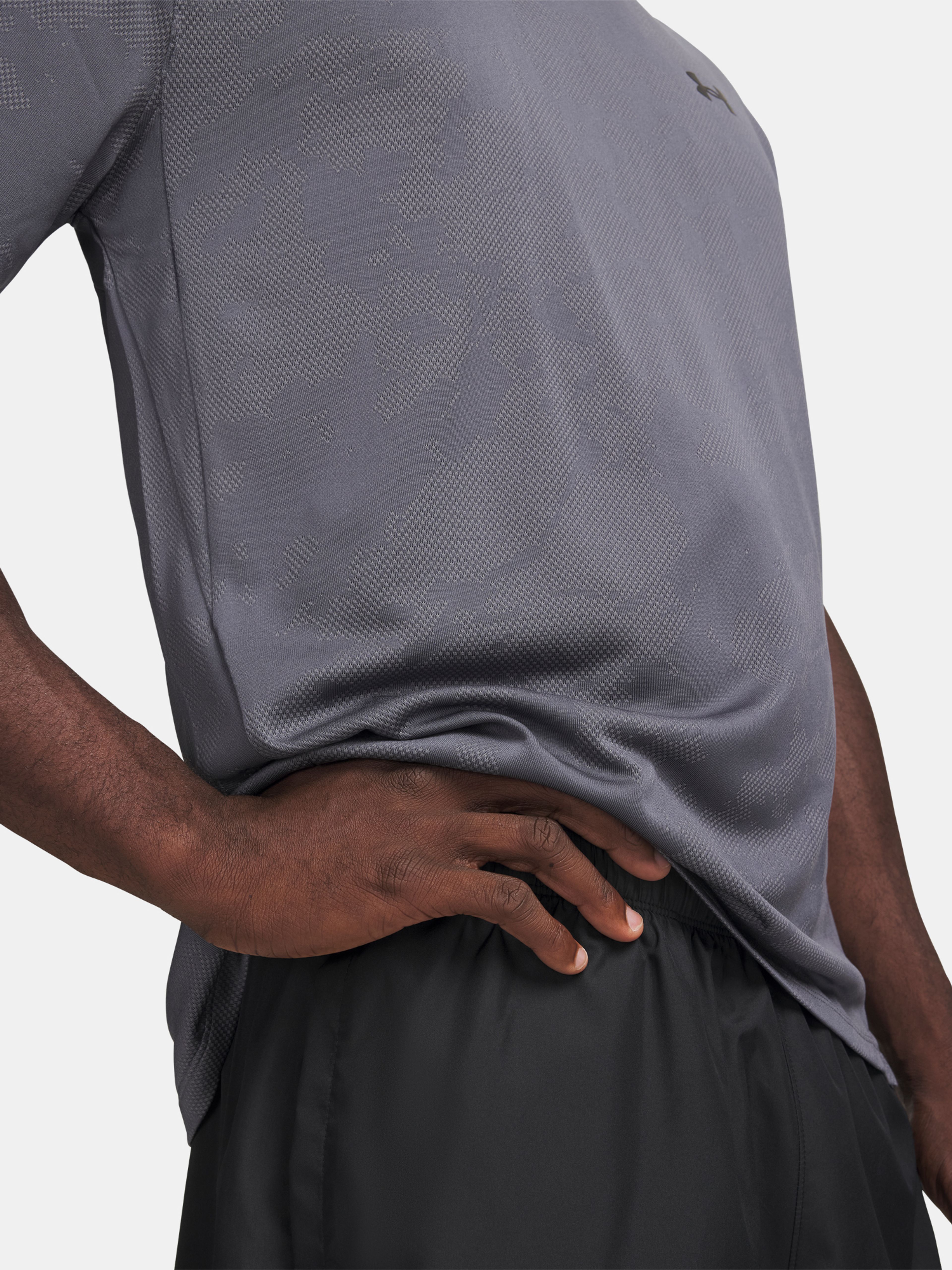 Férfi póló Under Armour UA Tech Vent Jcqrd SS - 003