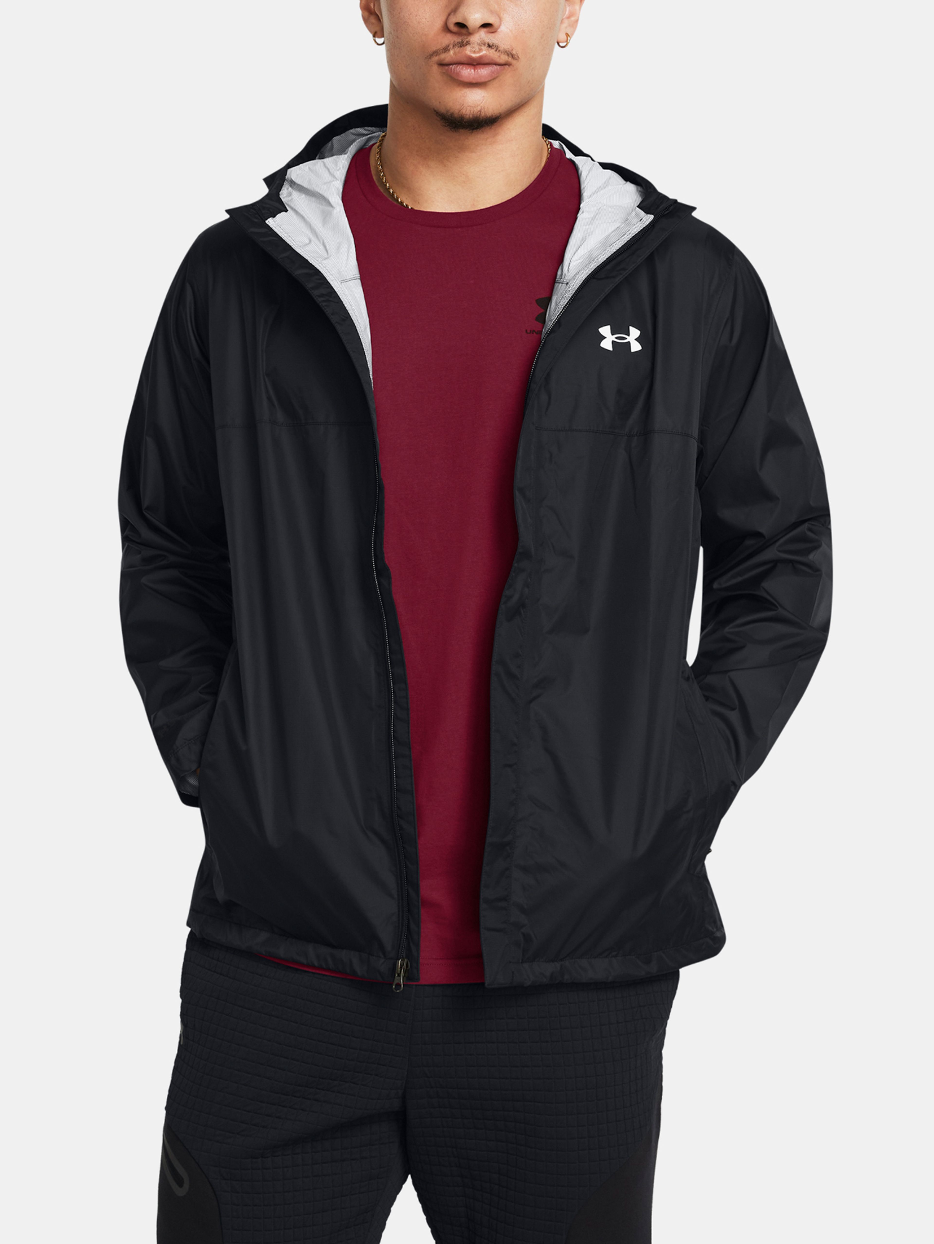 Pánska bunda Under Armour CLOUDSTRIKE JACKET-BLK