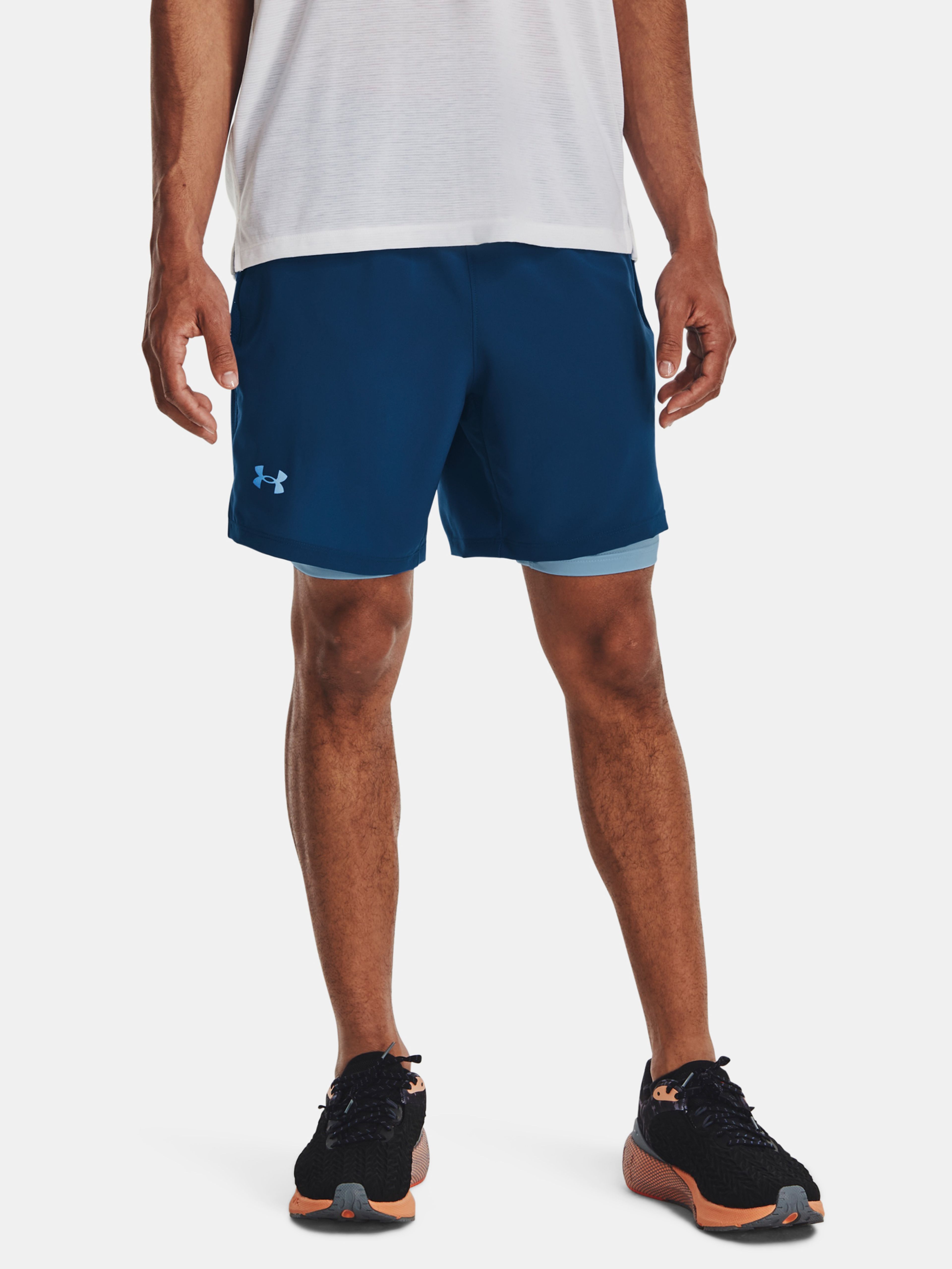 Férfi rövidnadrágok Under Armour UA LAUNCH 7'' 2-IN-1 SHORT