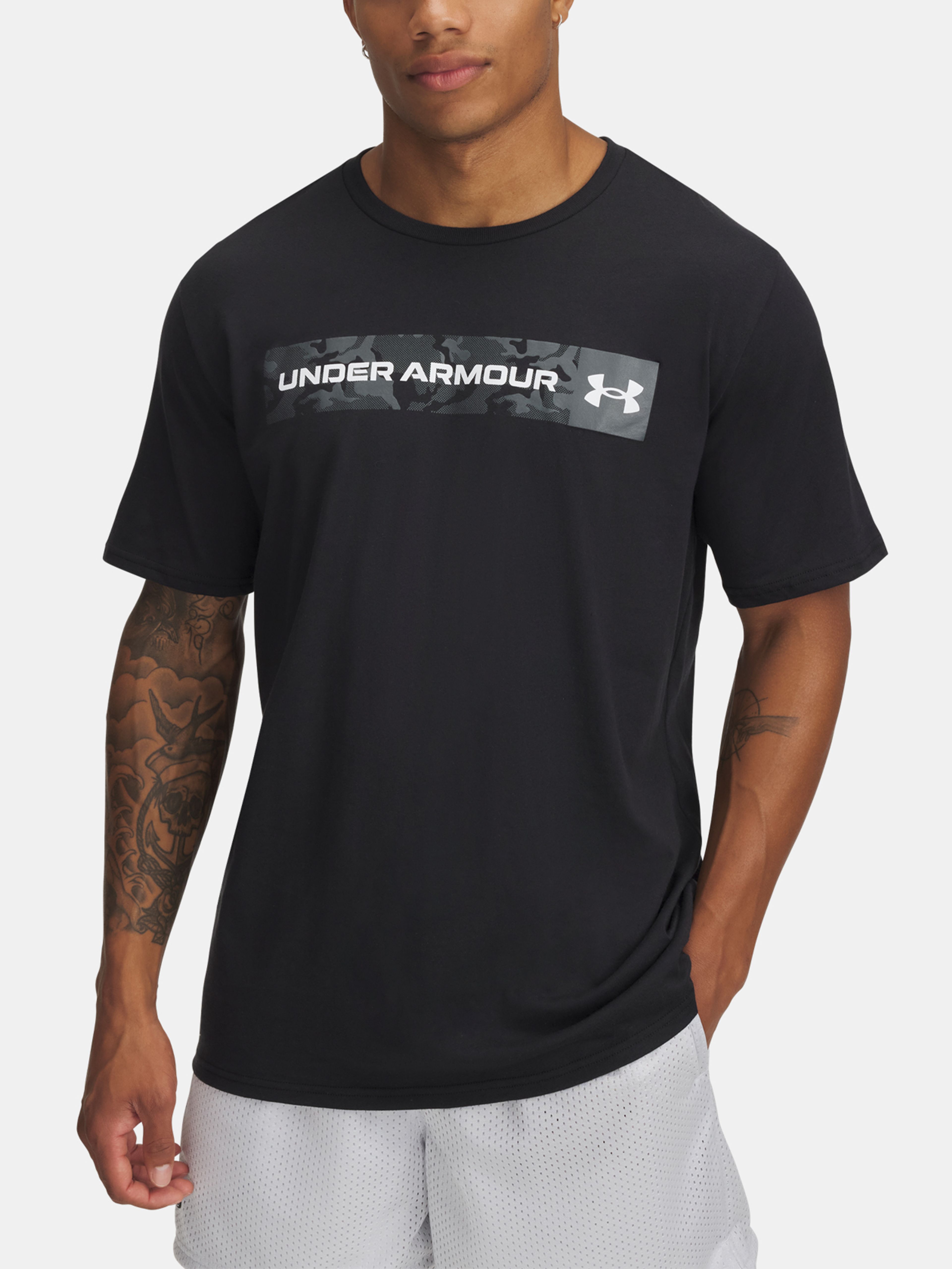 Pánské tričko Under Armour UA CAMO CHEST STRIPE SS