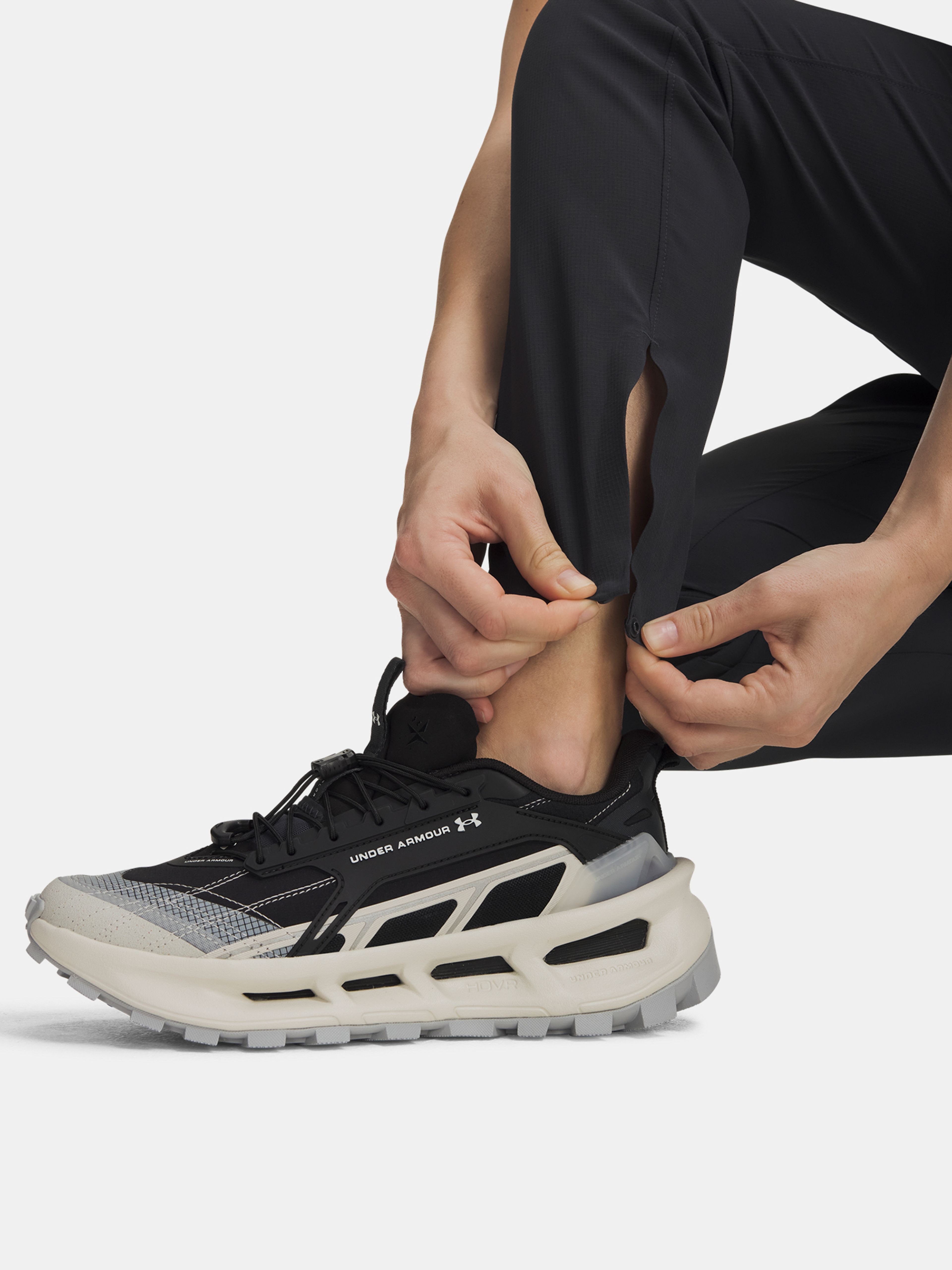 Dámské sportovní kalhoty Under Armour W Explor Treklite Pant - 004