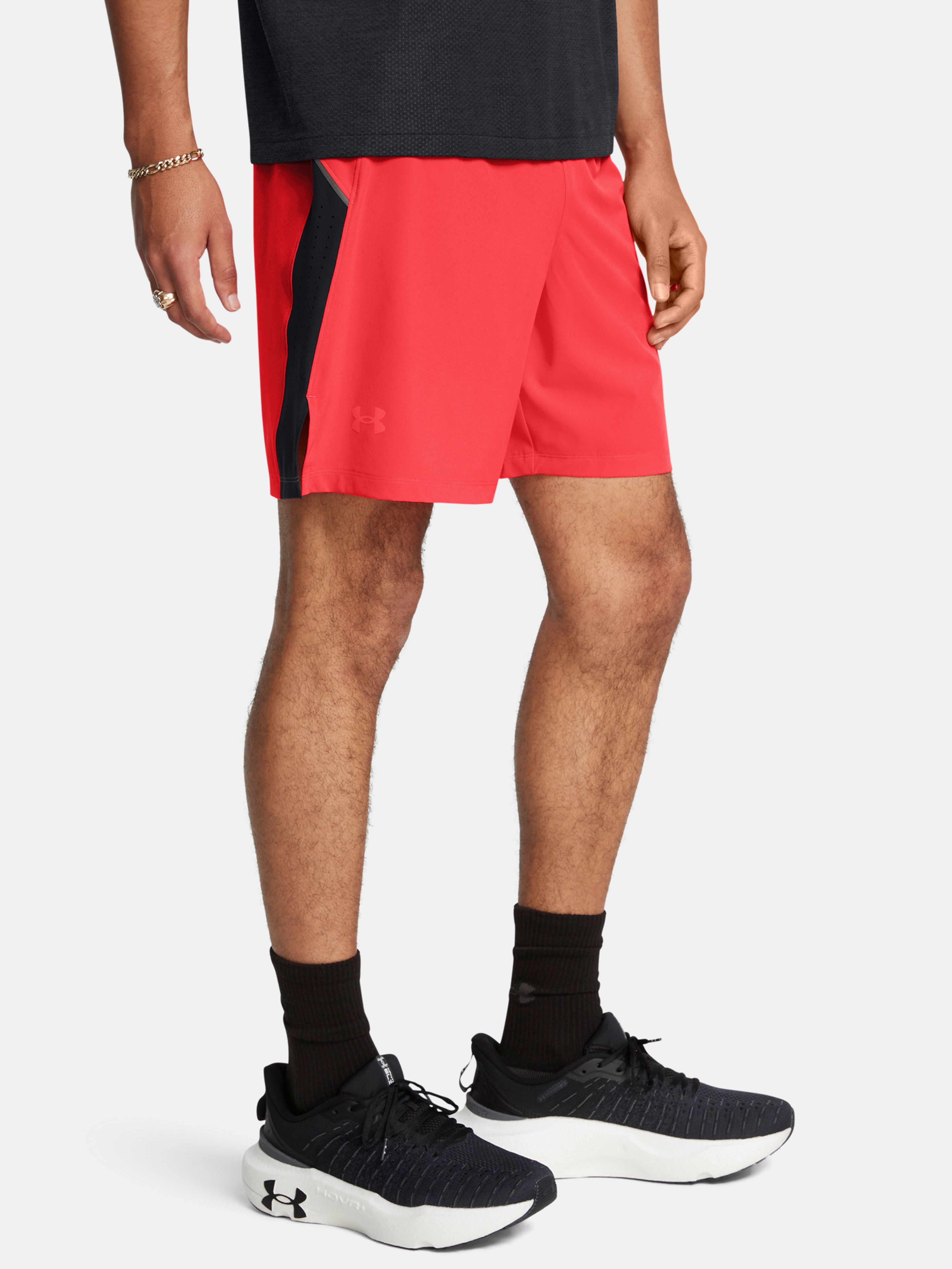 Férfi rövidnadrágok Under Armour UA LAUNCH PRO 7'' SHORTS-RED