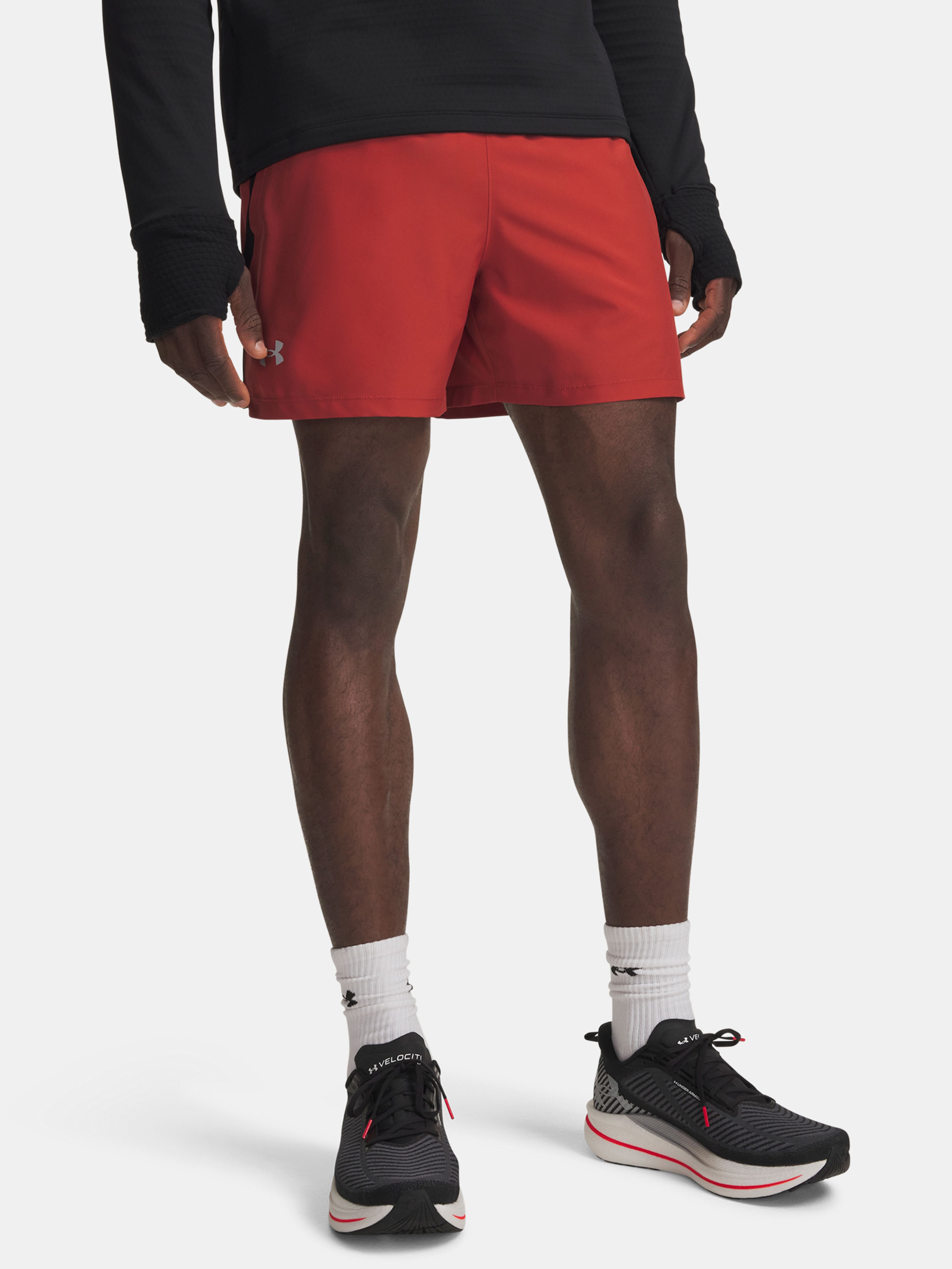 Férfi rövidnadrágok Under Armour UA LAUNCH 5'' SHORTS - 001