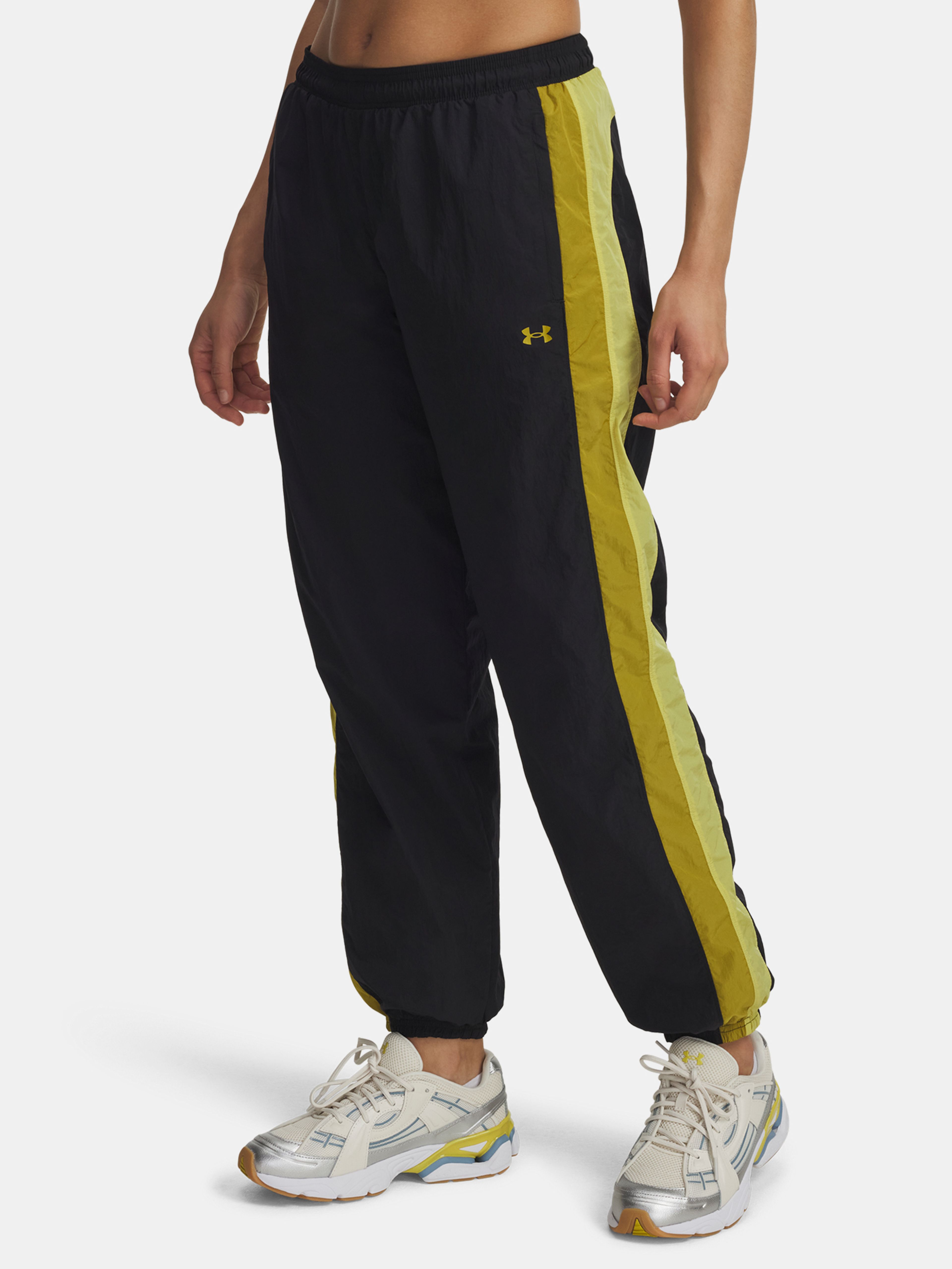 Moteriškos sportinės kelnės Under Armour UA Icon Crinkle Pant-BLK
