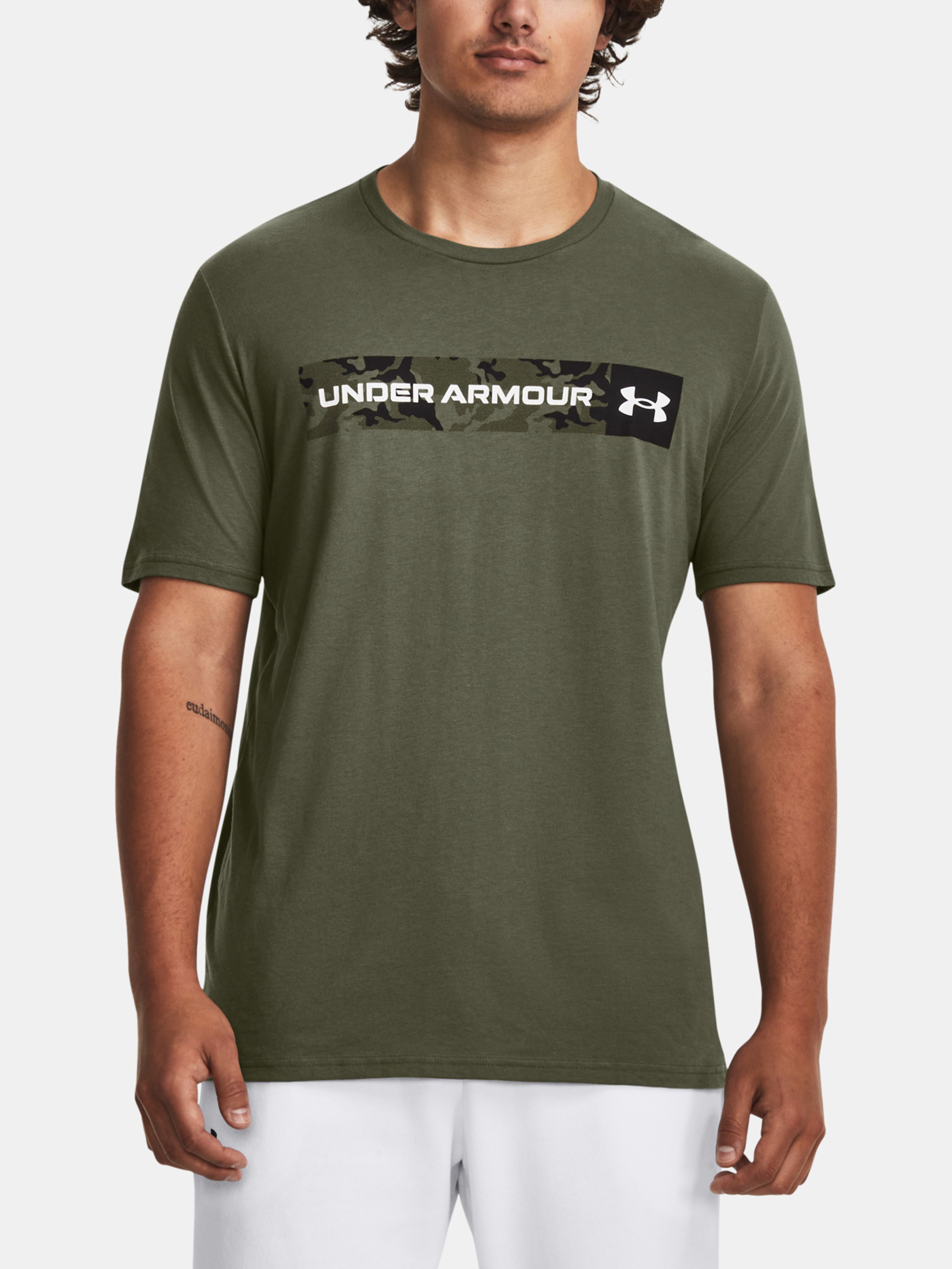 Moška majica Under Armour UA CAMO CHEST STRIPE SS