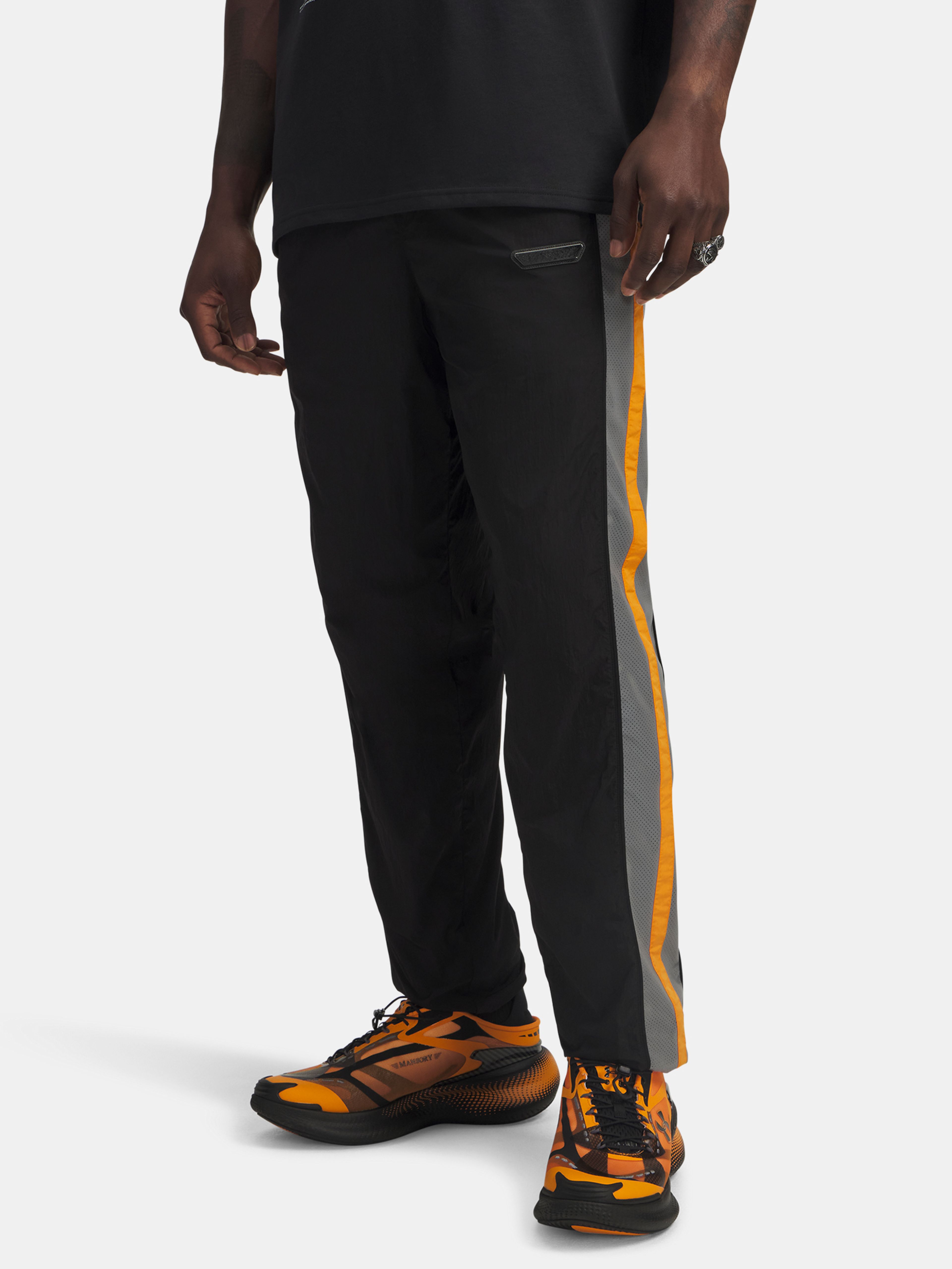 Moške športne hlače Under Armour UA x Mansory Icon Trk Pant-BLK