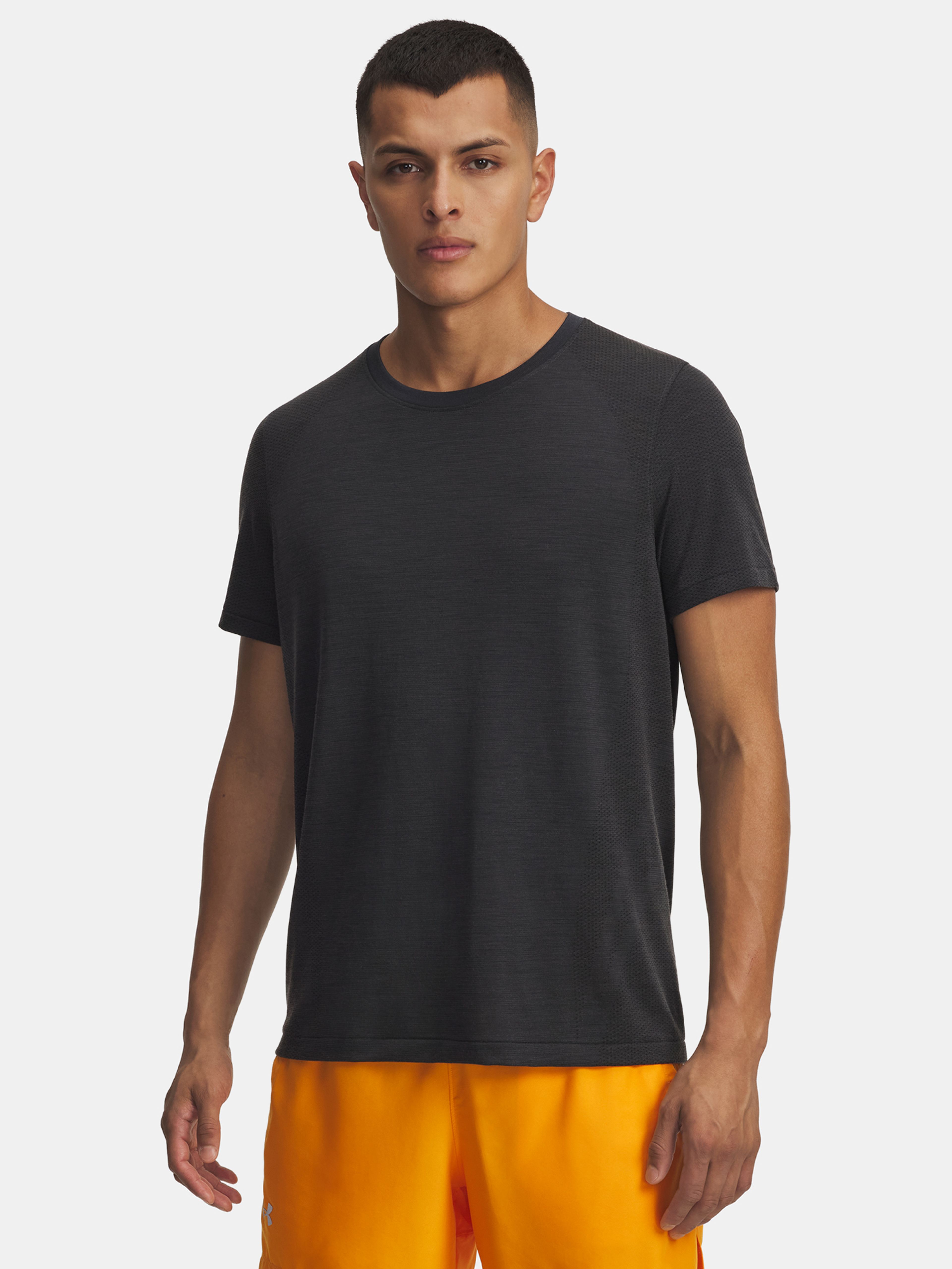 Vyriški marškinėliai Under Armour UA Trail Run Wool SS-BLK