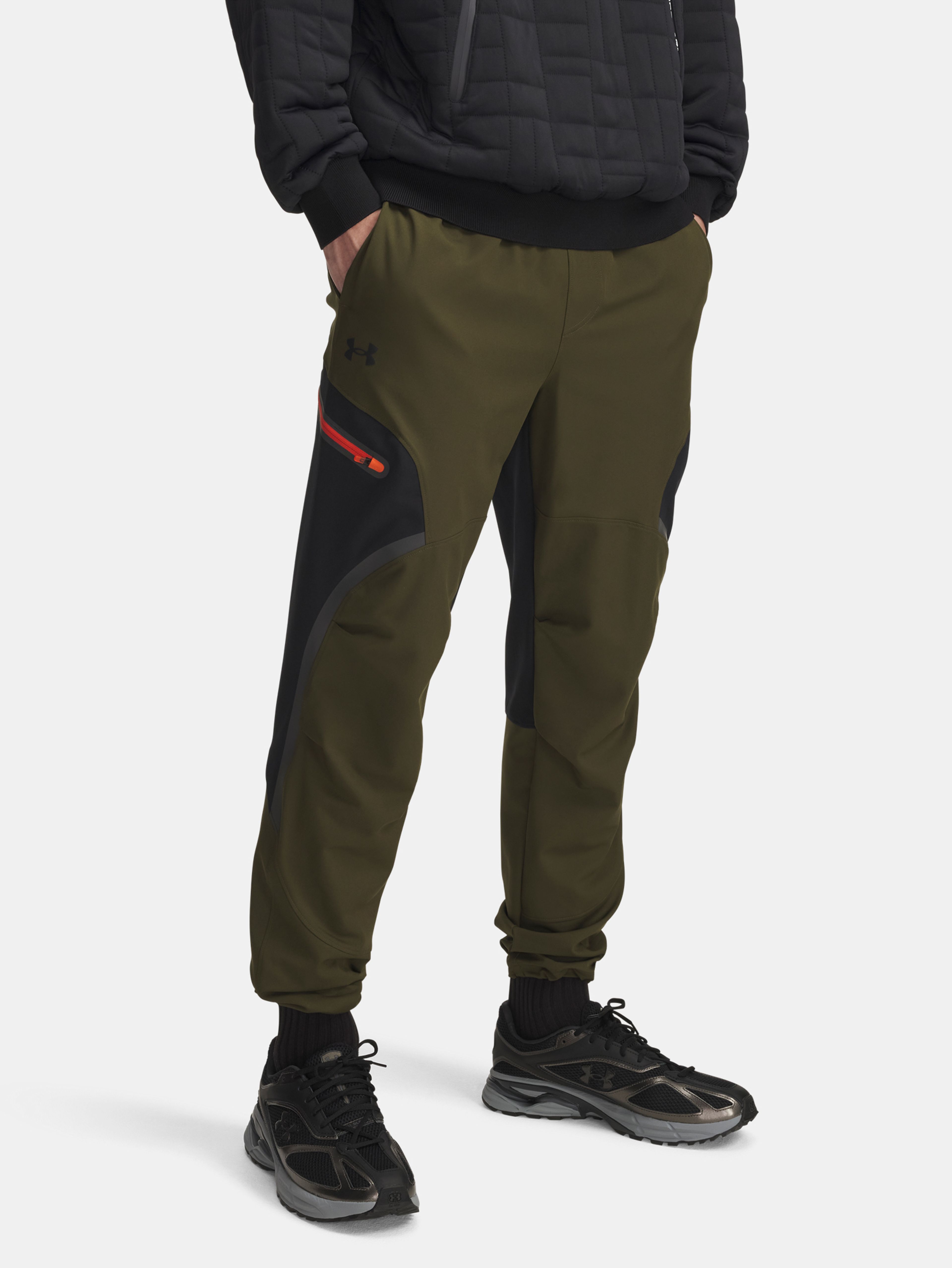 Pánske športové nohavice Under Armour UA Unstoppable Cargo Pant-GRN