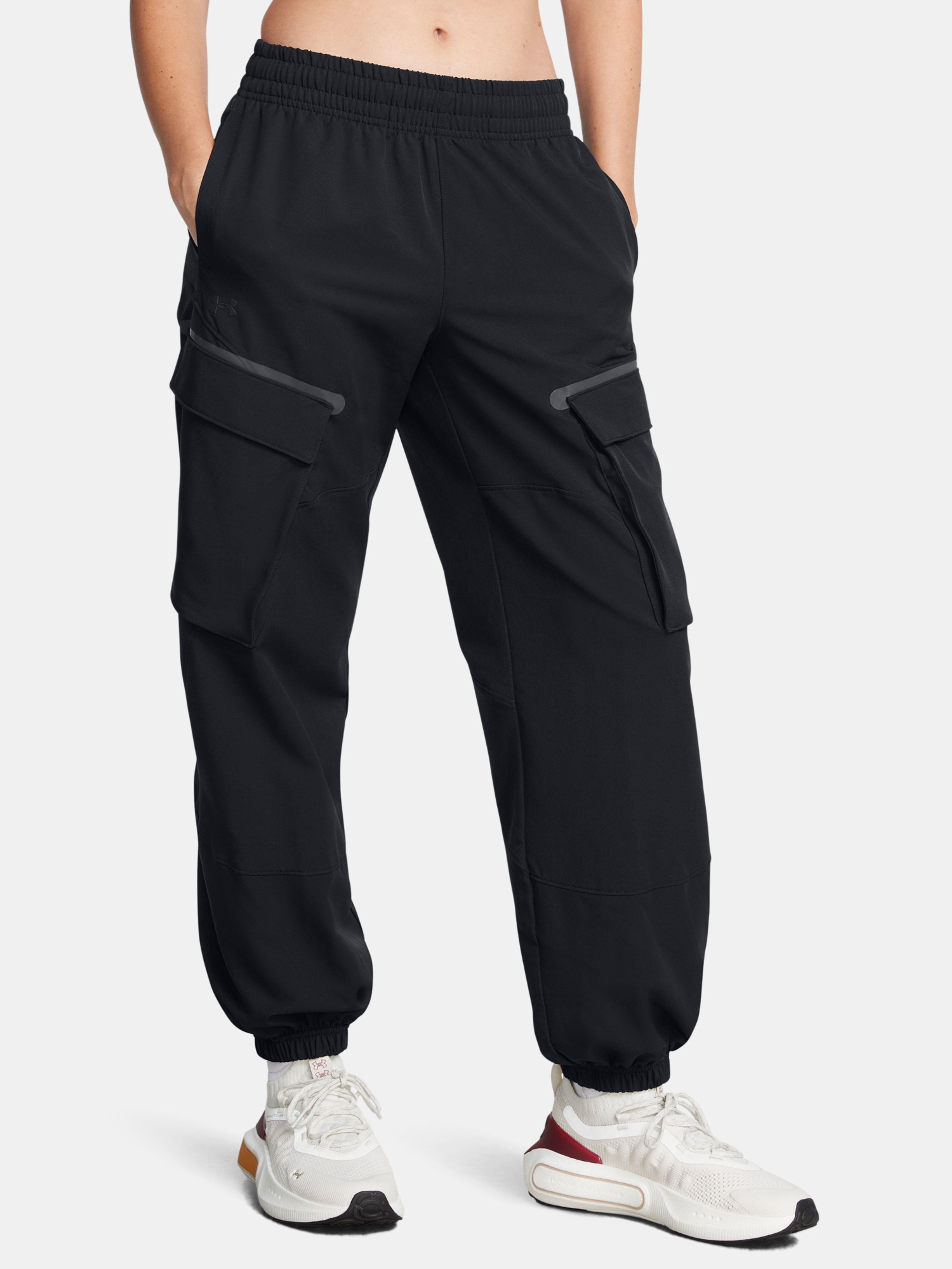 Ženske športne hlače Under Armour Unstoppable Cargo Pant