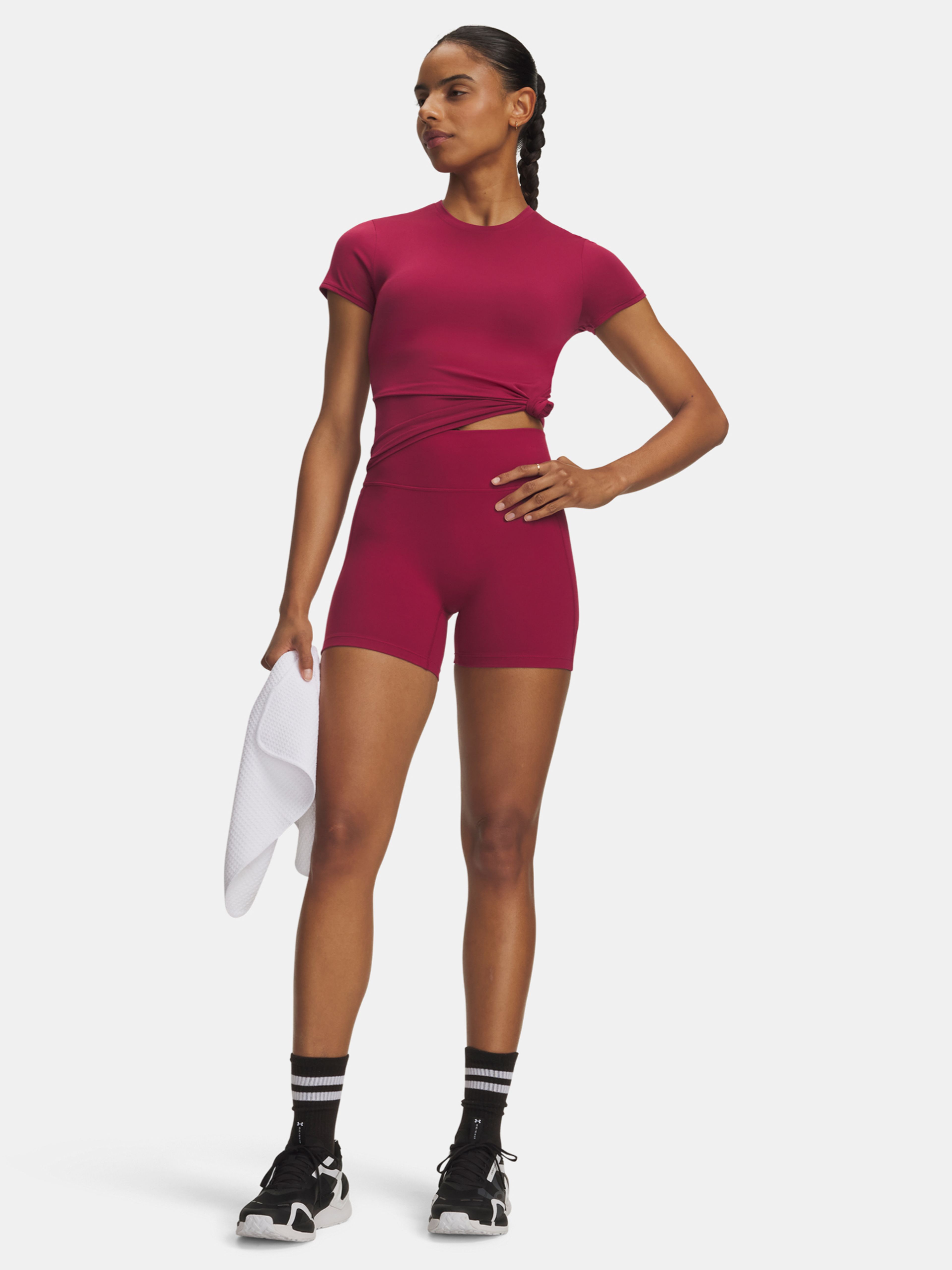 Dámské kraťasy Under Armour Motion Middy - 004