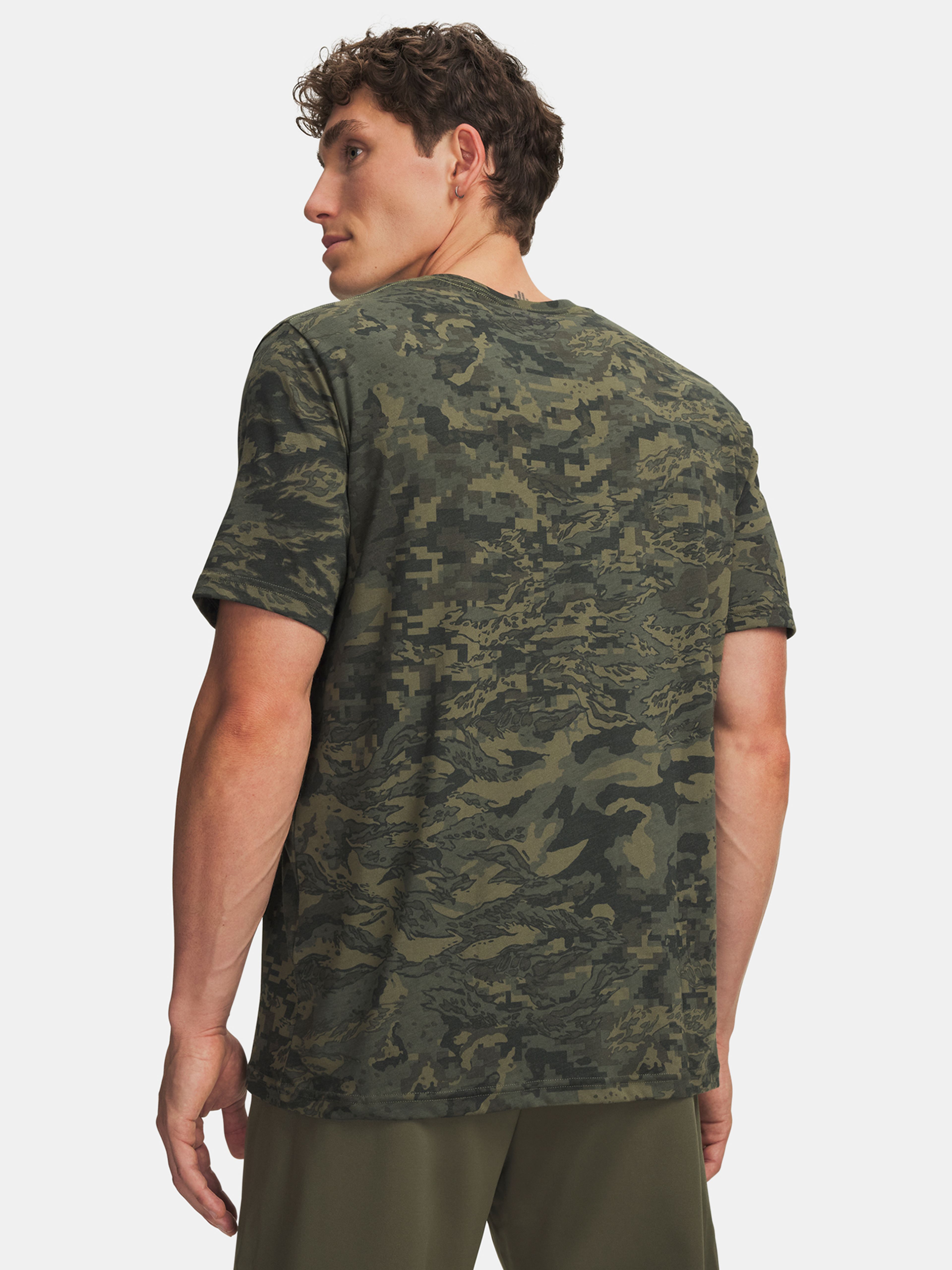 Meeste t-särk Under Armour UA ABC CAMO SS - 002