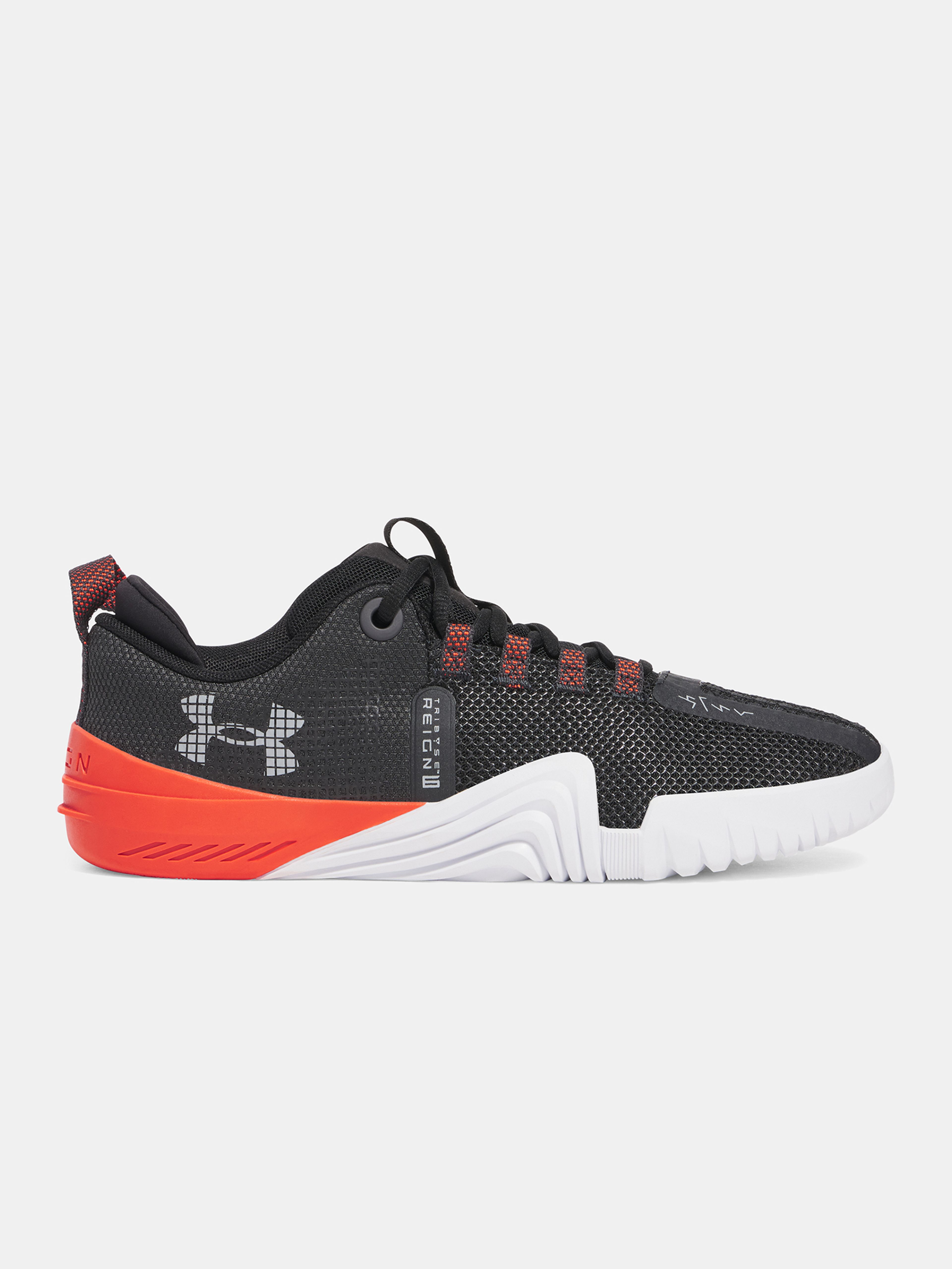 Férfi cipők Under Armour UA TriBase Reign 6