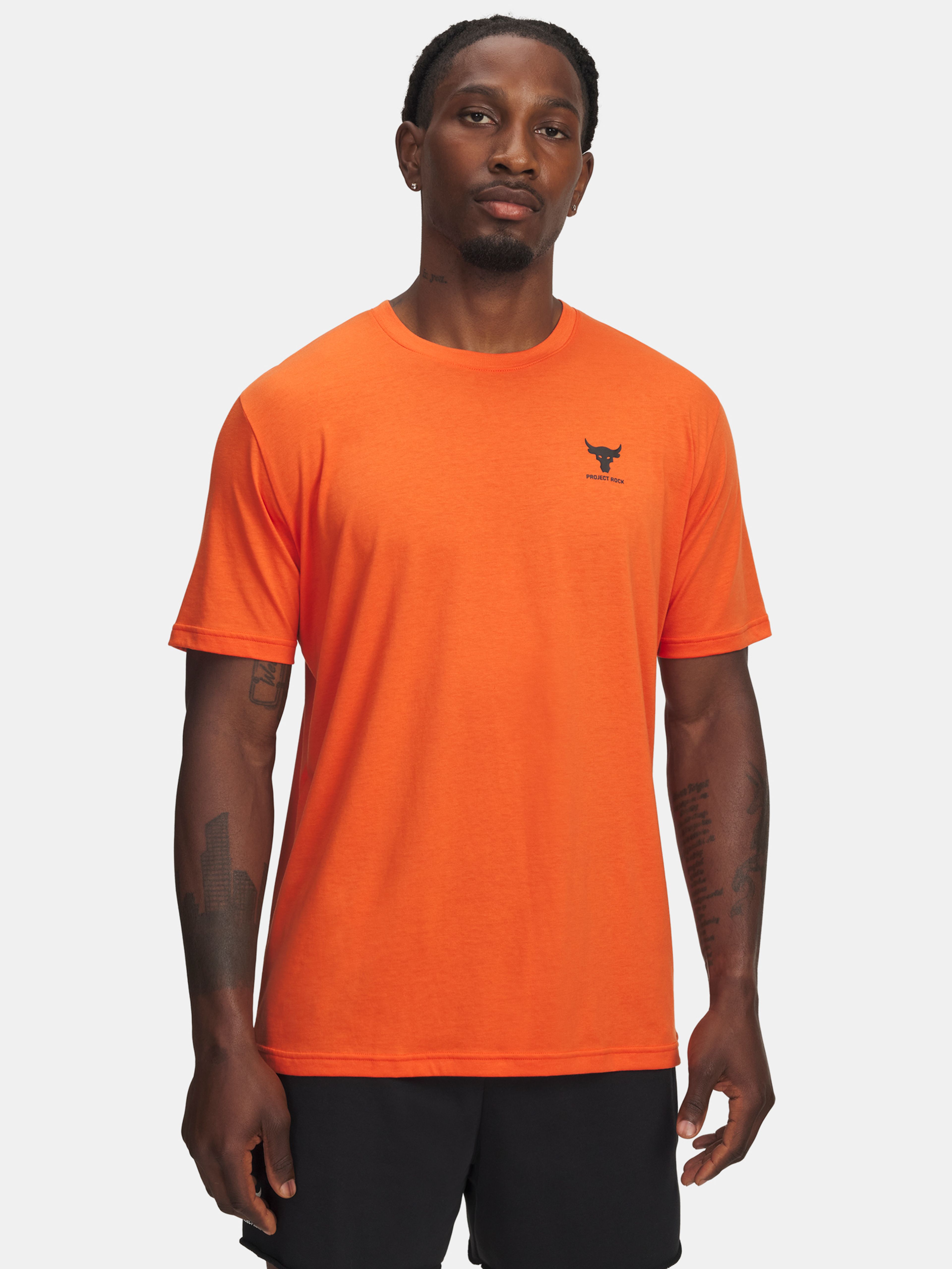 Pánske tričko Under Armour UA Pjt Rck Simple Branded SS-ORG