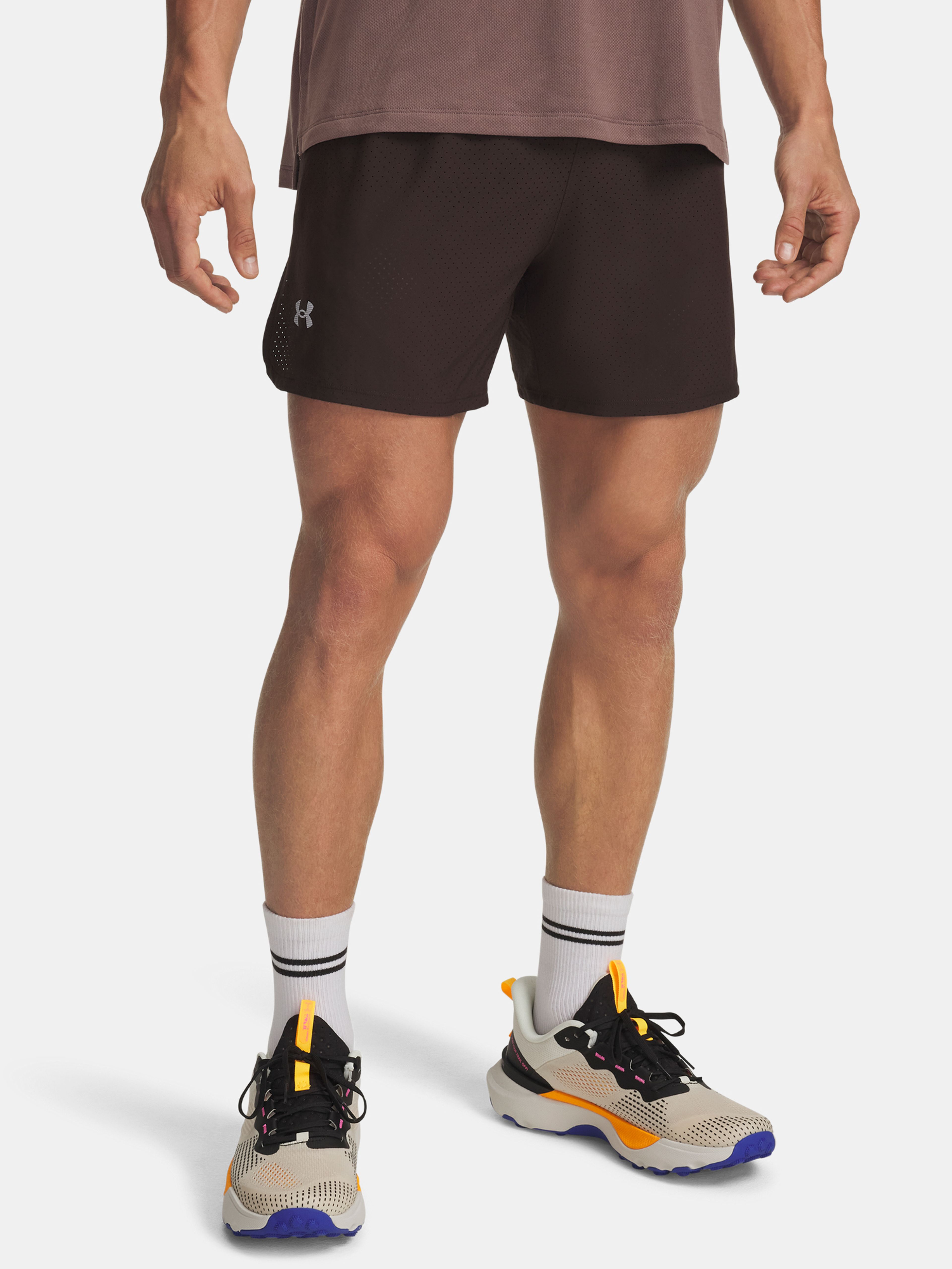 Férfi rövidnadrágok Under Armour UA TRAIL RUN LAUNCH SHORTS-BRN