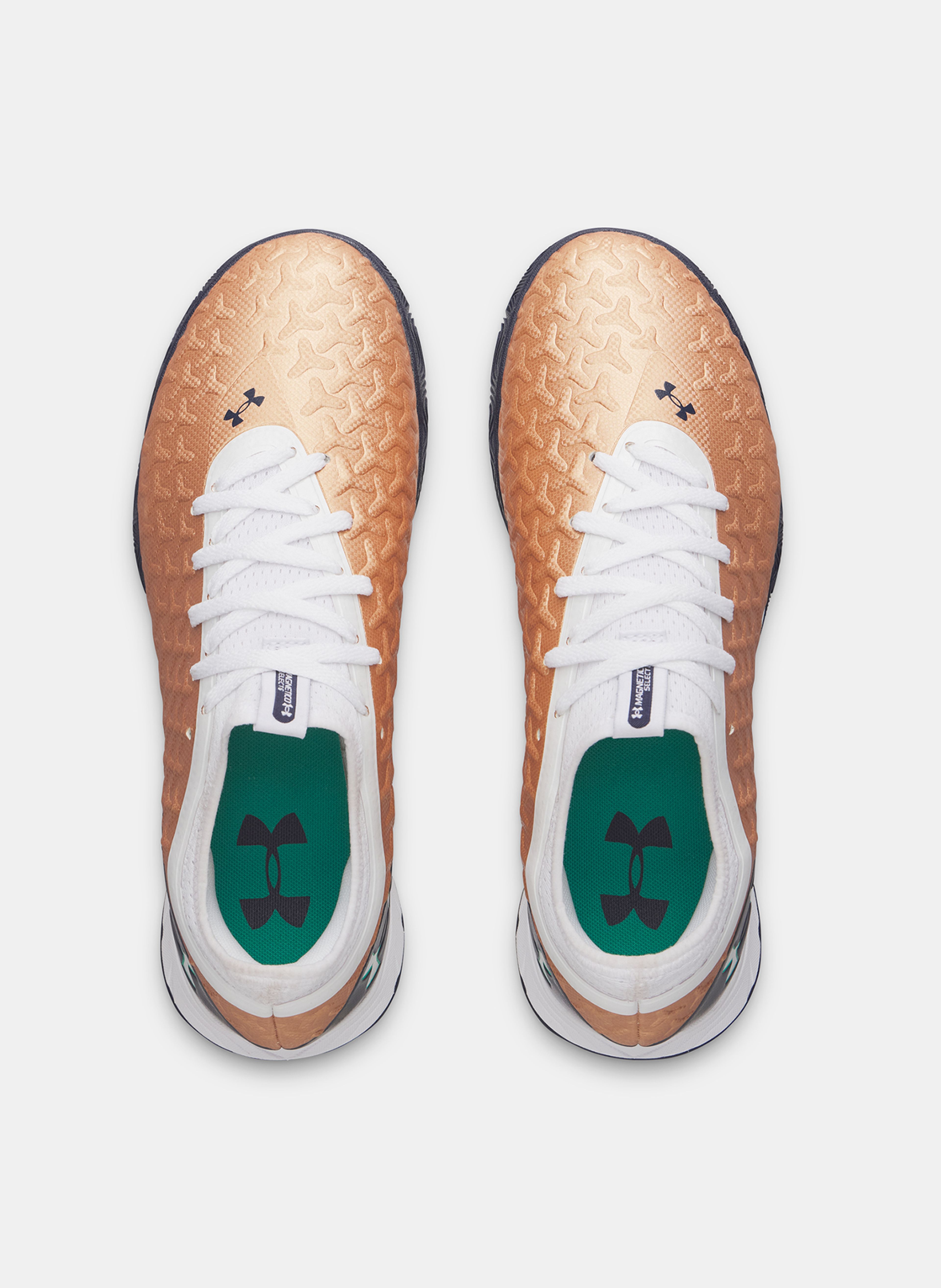 Unisexové sálovky Under Armour UA Magnetico Select 6 IN - 005