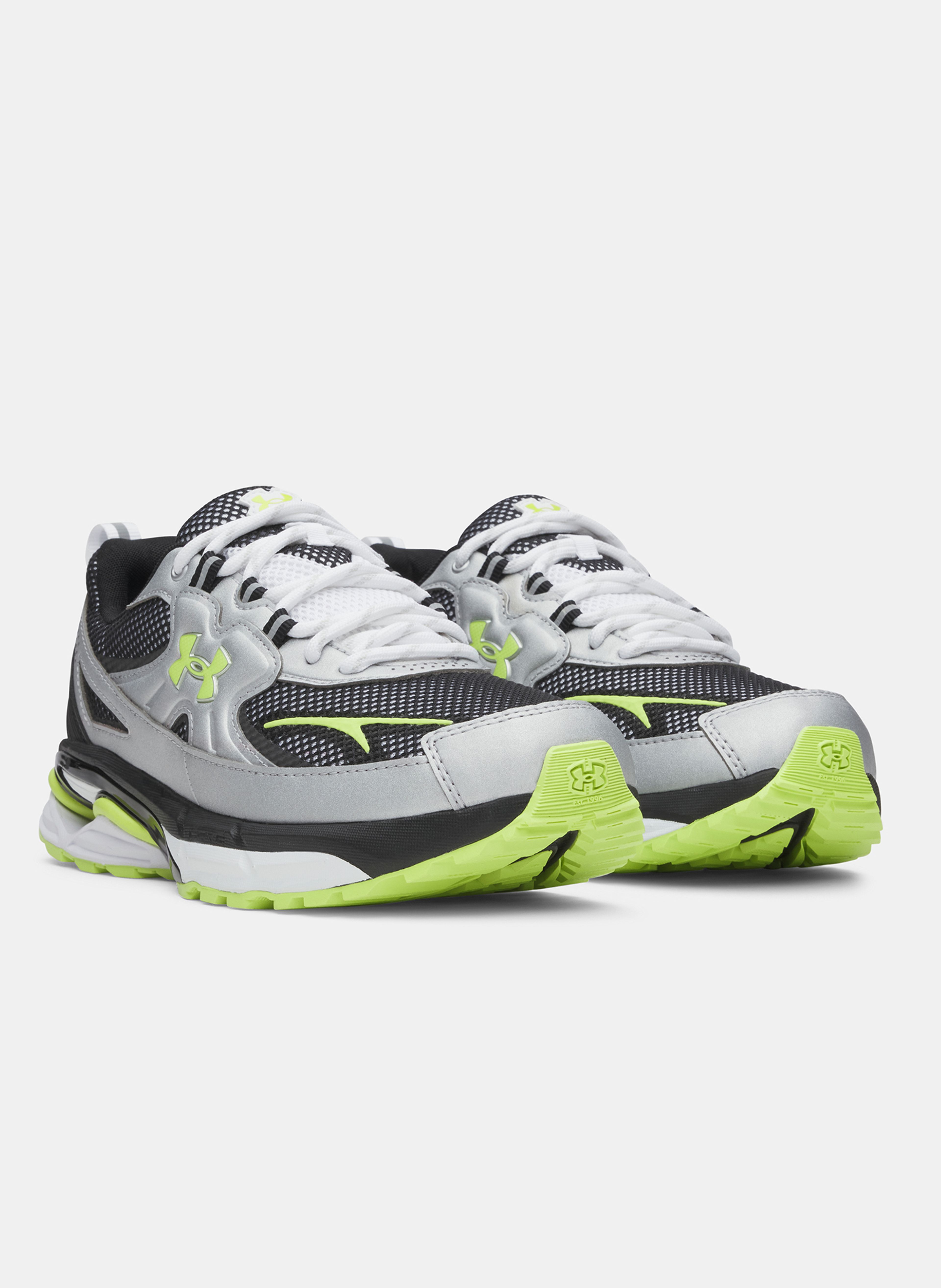 Unisex čevlji Under Armour UA Apparition Tech - 003