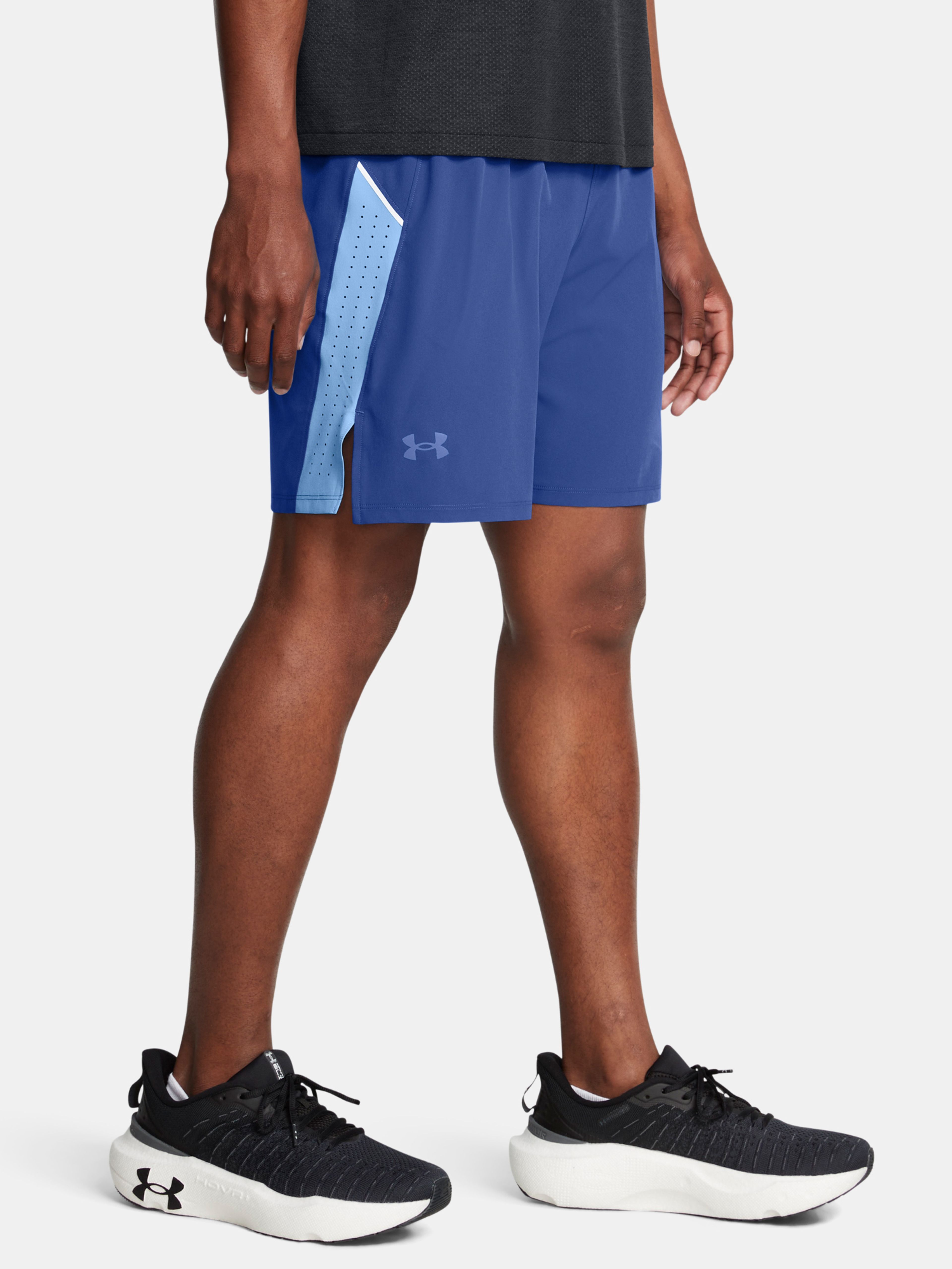 Férfi rövidnadrágok Under Armour UA LAUNCH PRO 7'' SHORTS