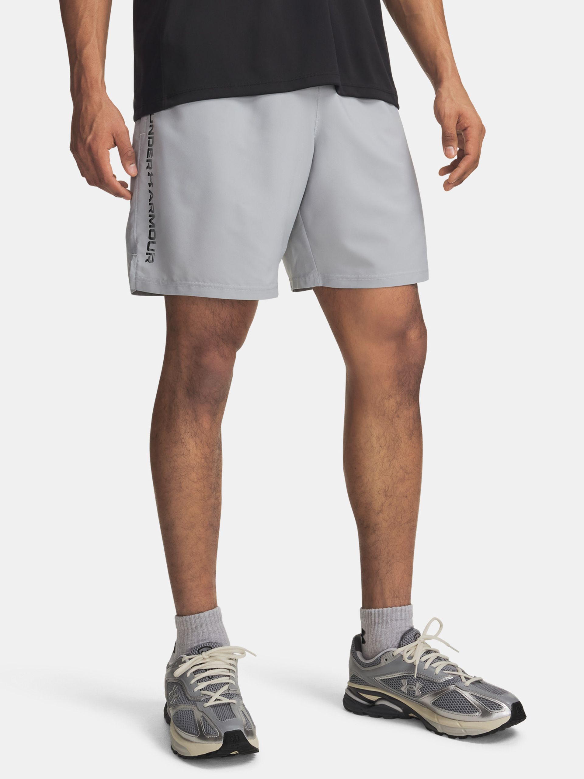 Meeste lühikesed püksid Under Armour UA Tech Woven Wordmark Short - 001