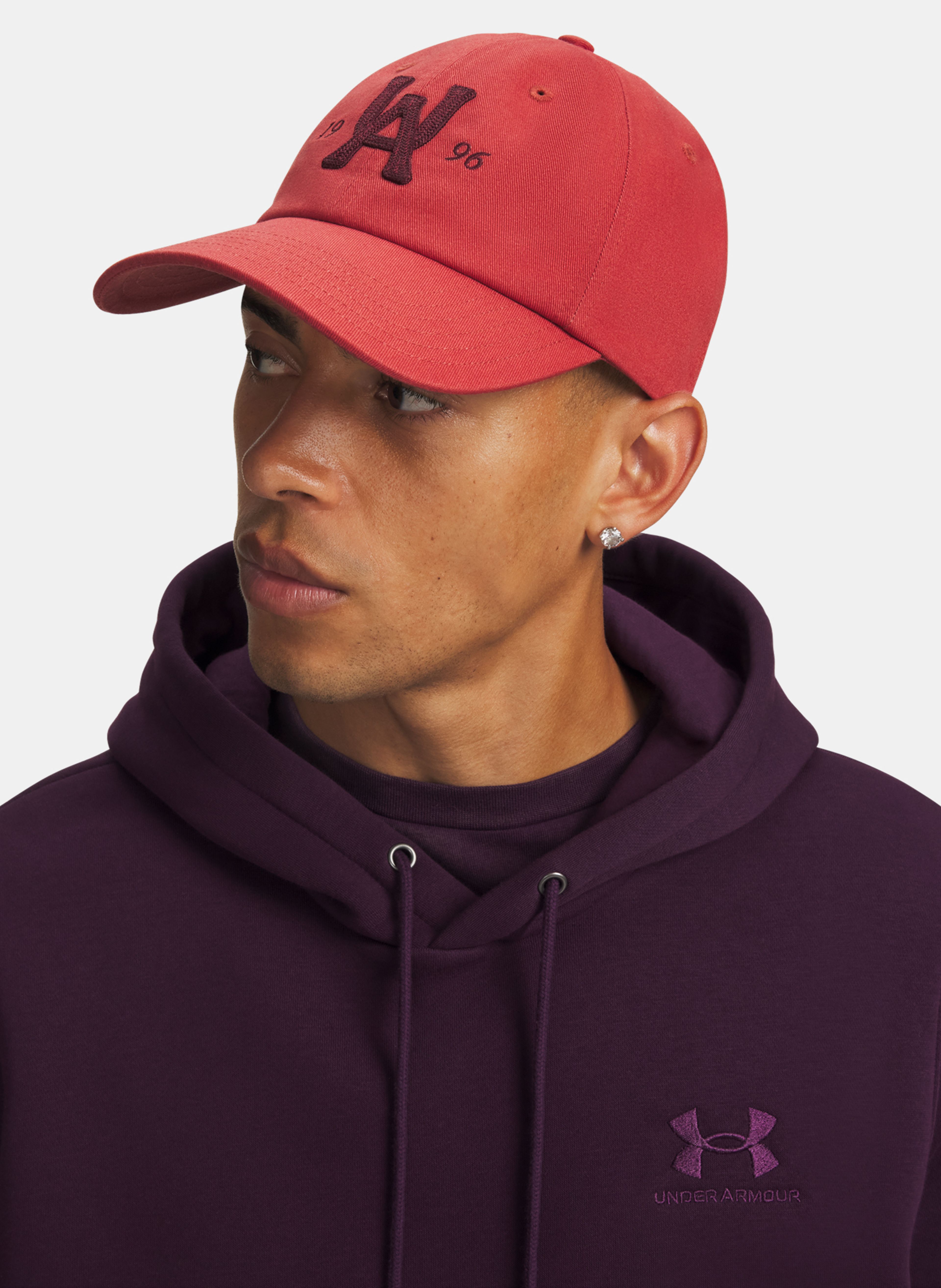 Unisex šilt kapa Under Armour Essential Low ADJ - 003