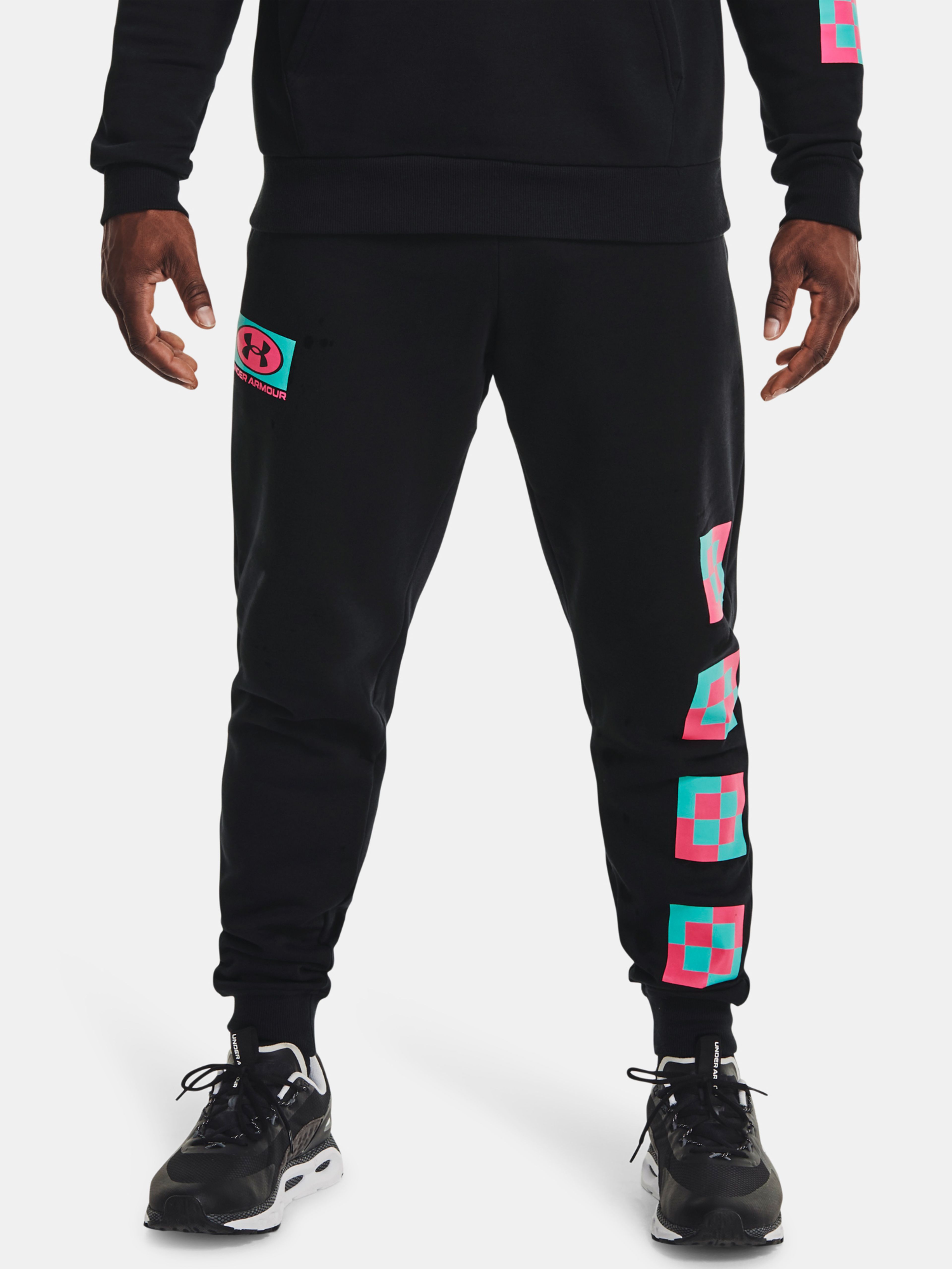Férfi melegítők Under Armour UA RIVAL FLEECE GEO JOGGER
