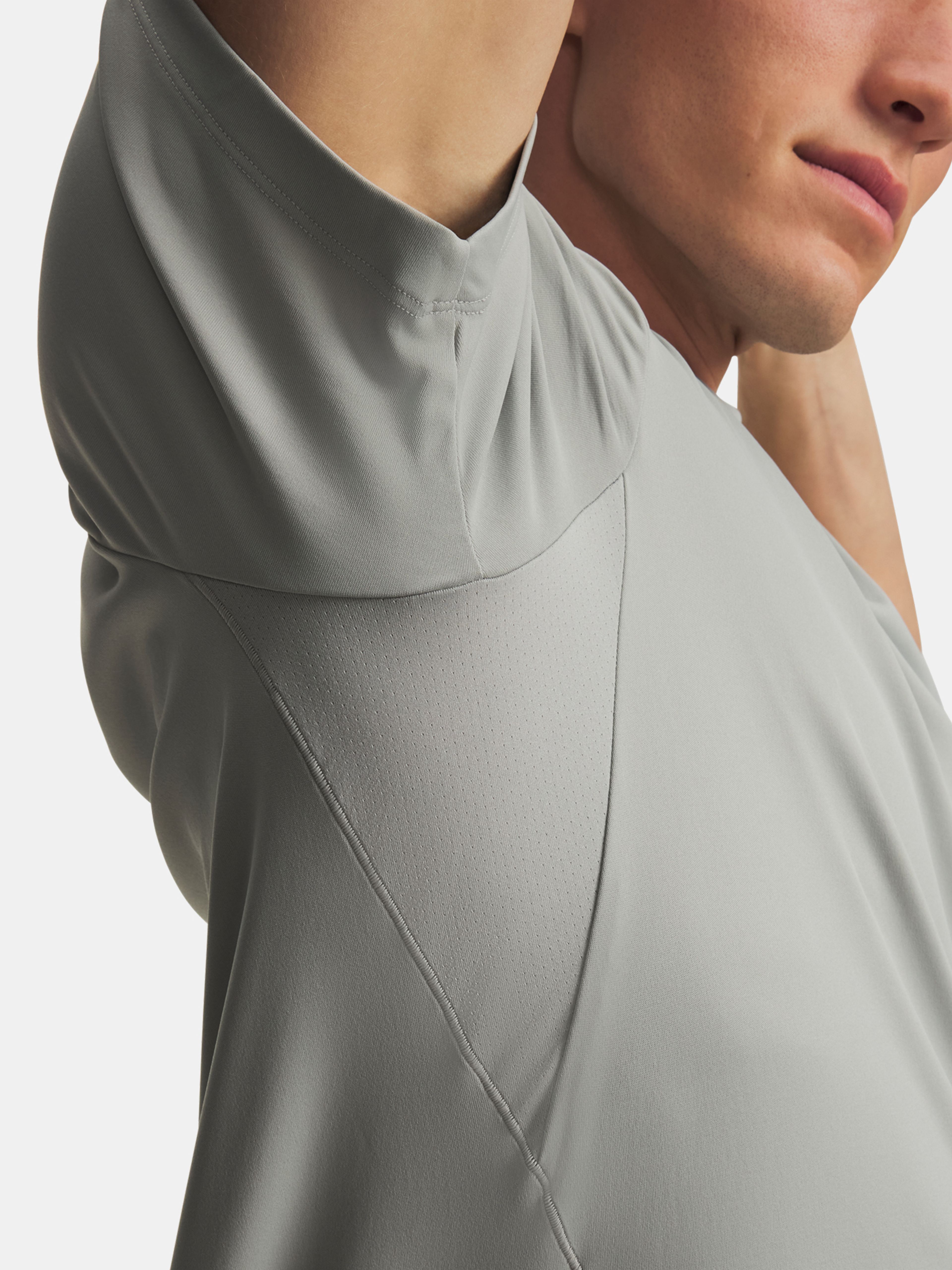 Vyriški marškinėliai Under Armour M Explor IsoChill UPF SS - 003