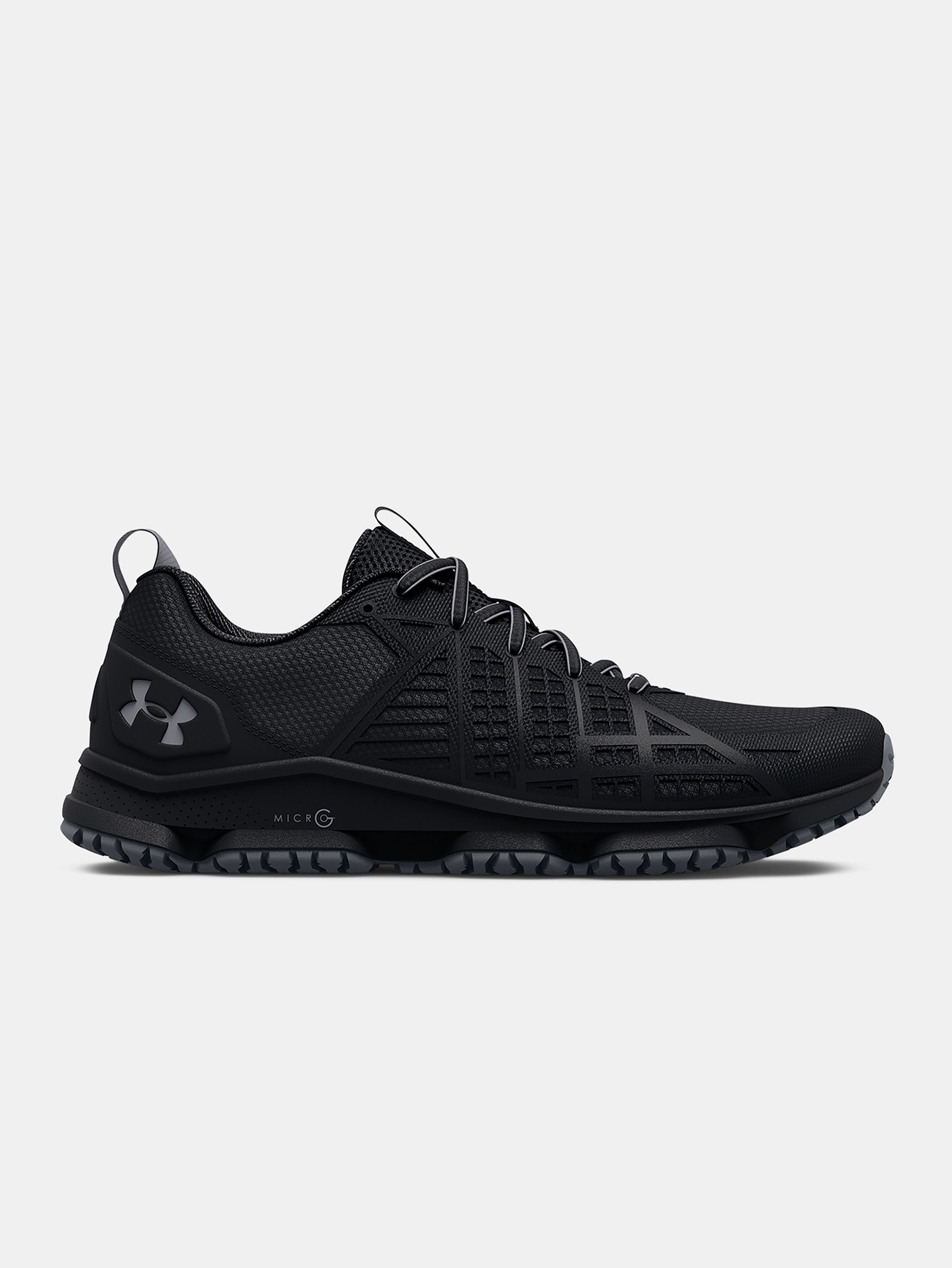 Čevlji  Under Armour UA W MG Strikefast