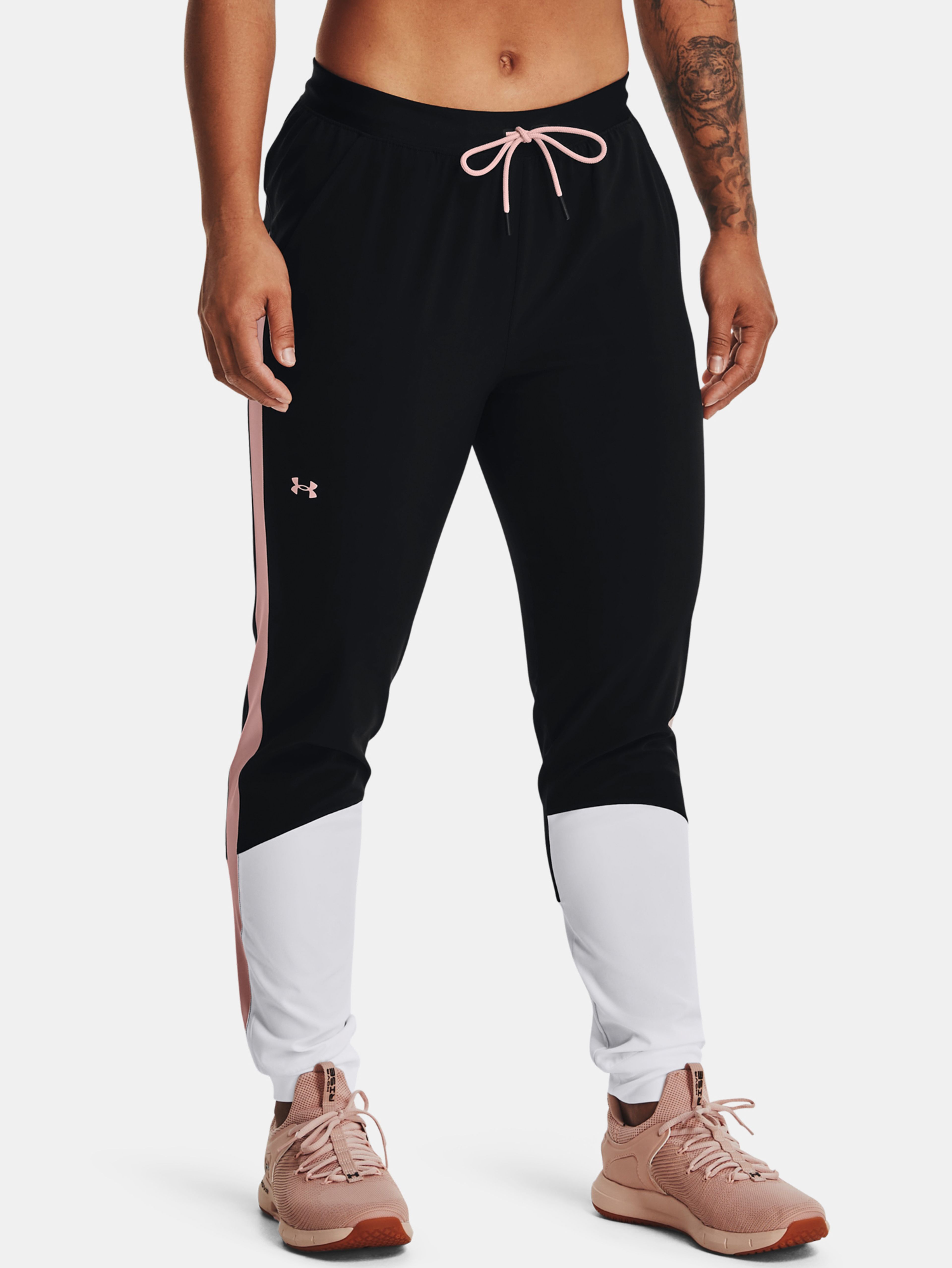 Moteriškos sportinės kelnės Under Armour Armour Sport CB Woven Storm Pant