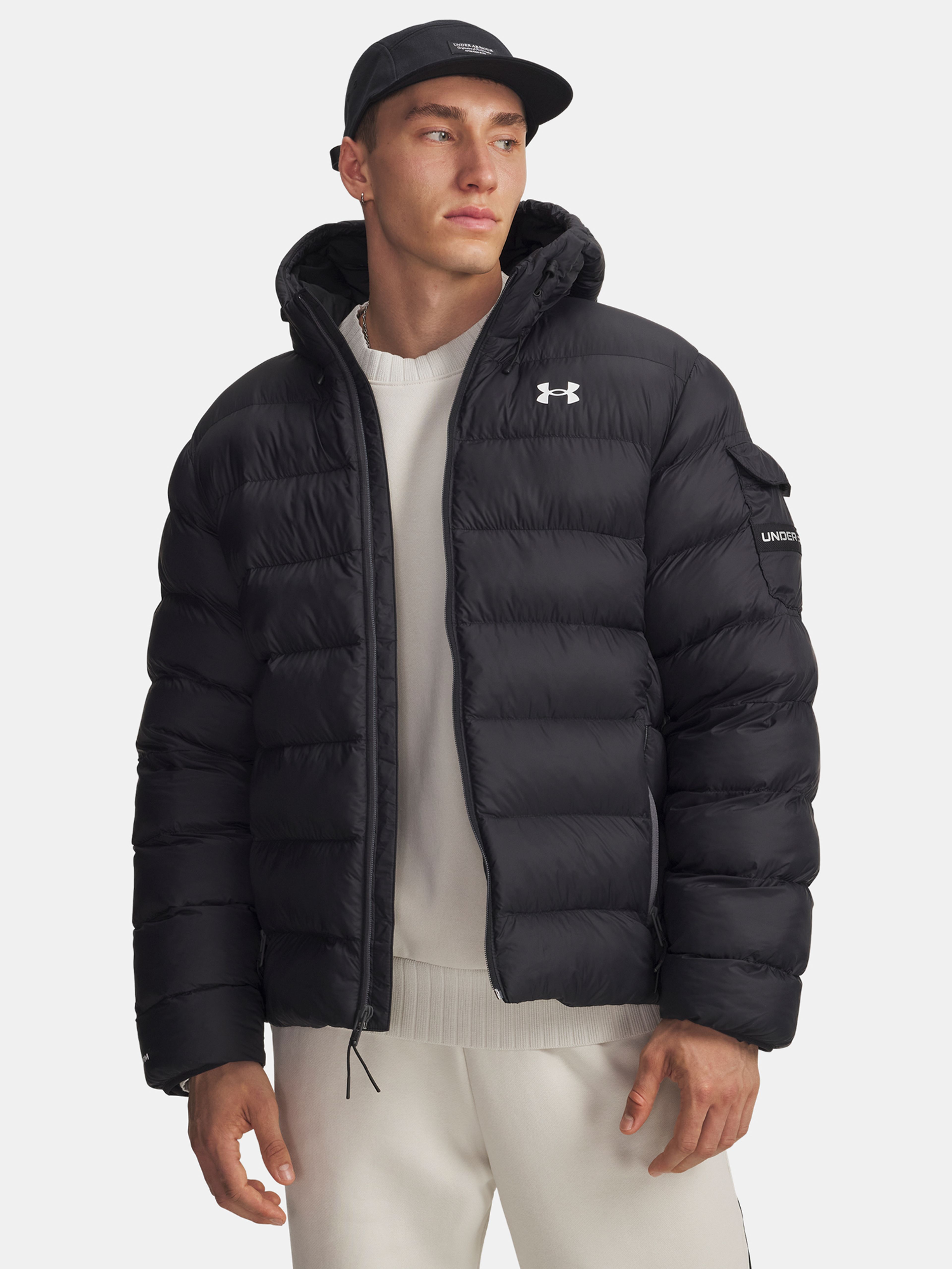 Vyriška striukė Under Armour UA Sportswear Puff Jkt-BLK