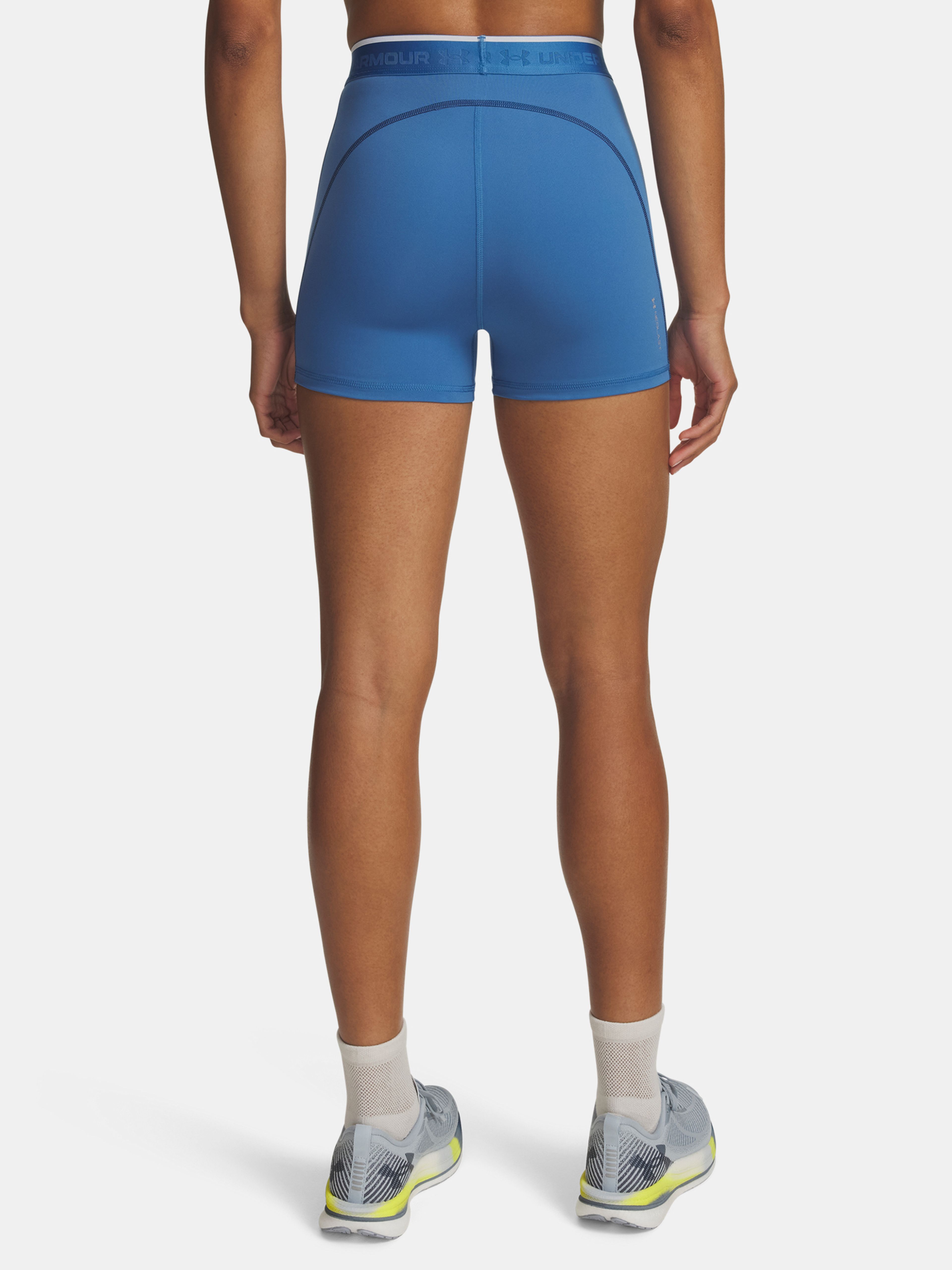 Naiste lühikesed püksid Under Armour HeatGear Elite Shorty - 002