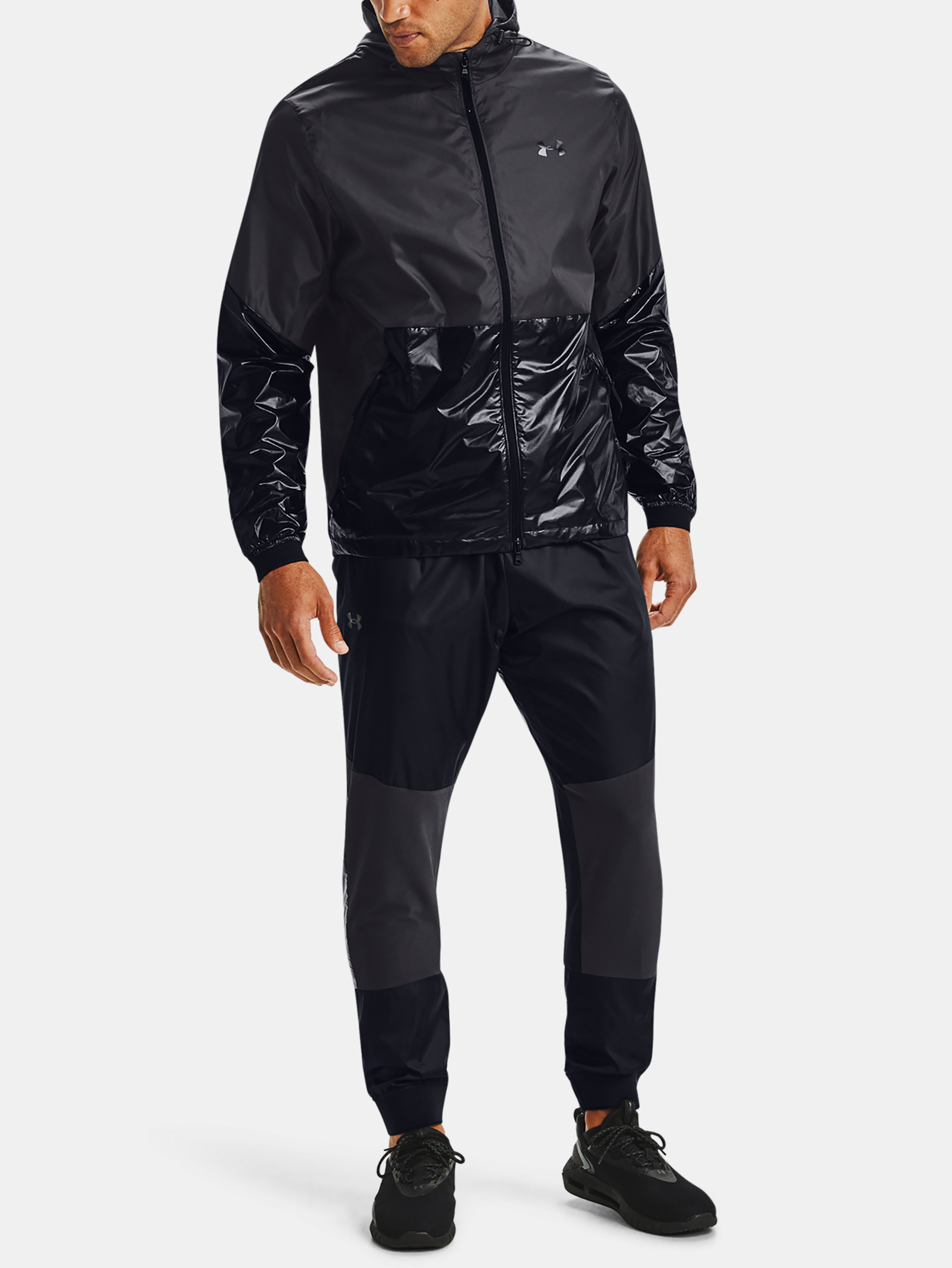 Férfi dzseki Under Armour Recover Legacy Windbreakr