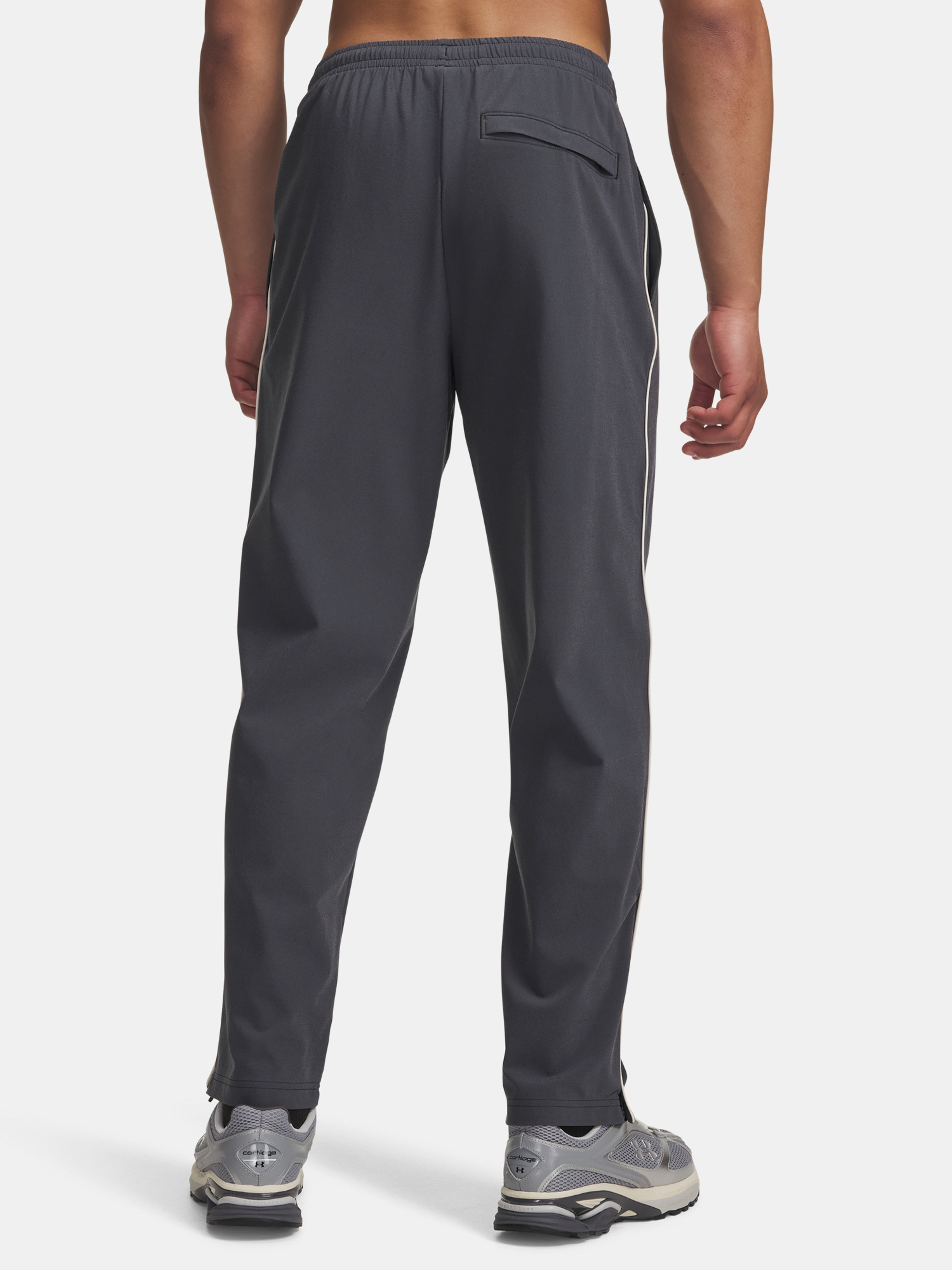 Vyriškos sportinės kelnės Under Armour Terrace Woven Pants - 002