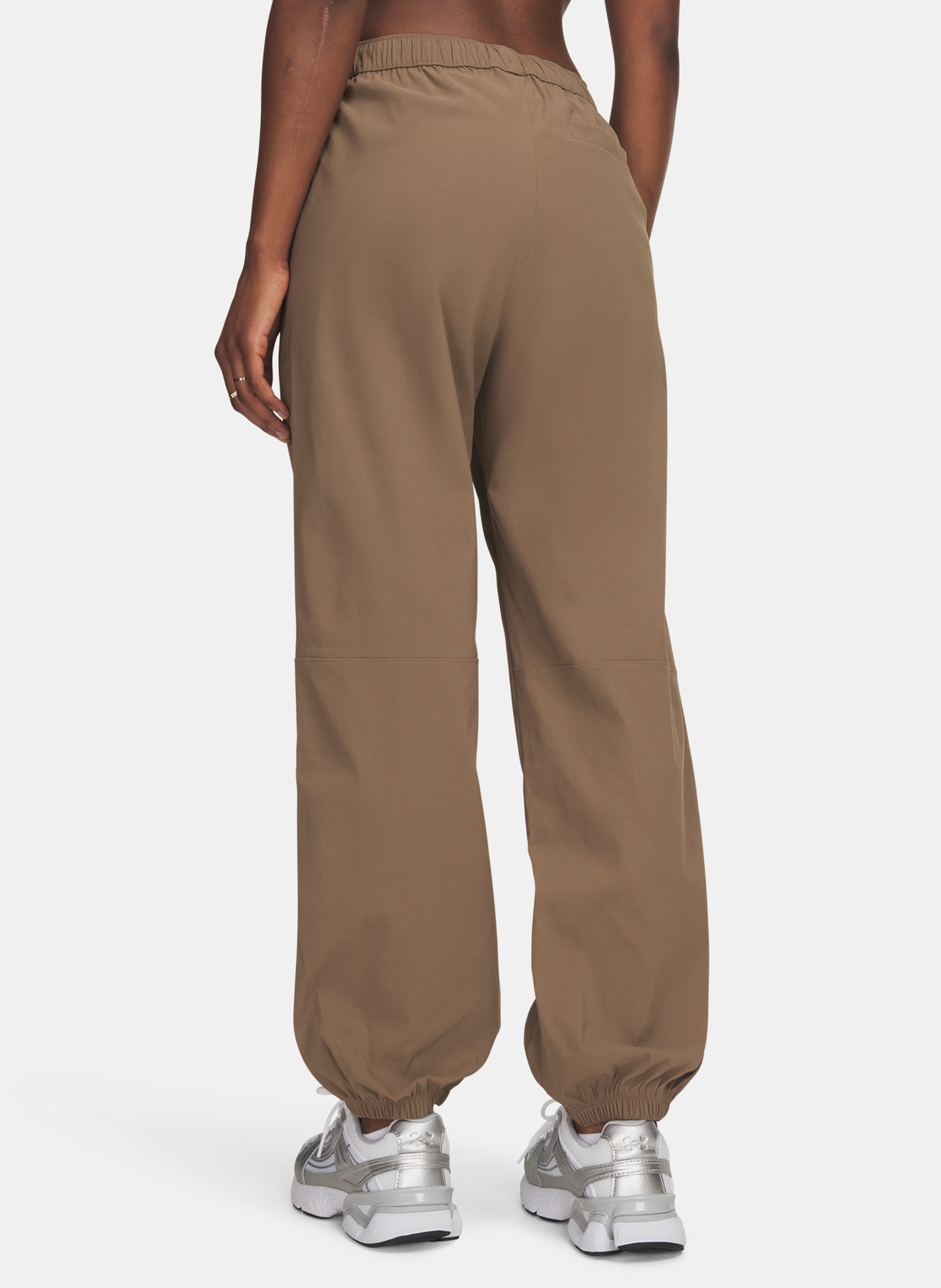 Dámske tepláky Under Armour Unstoppable Wvn Jogger - 002