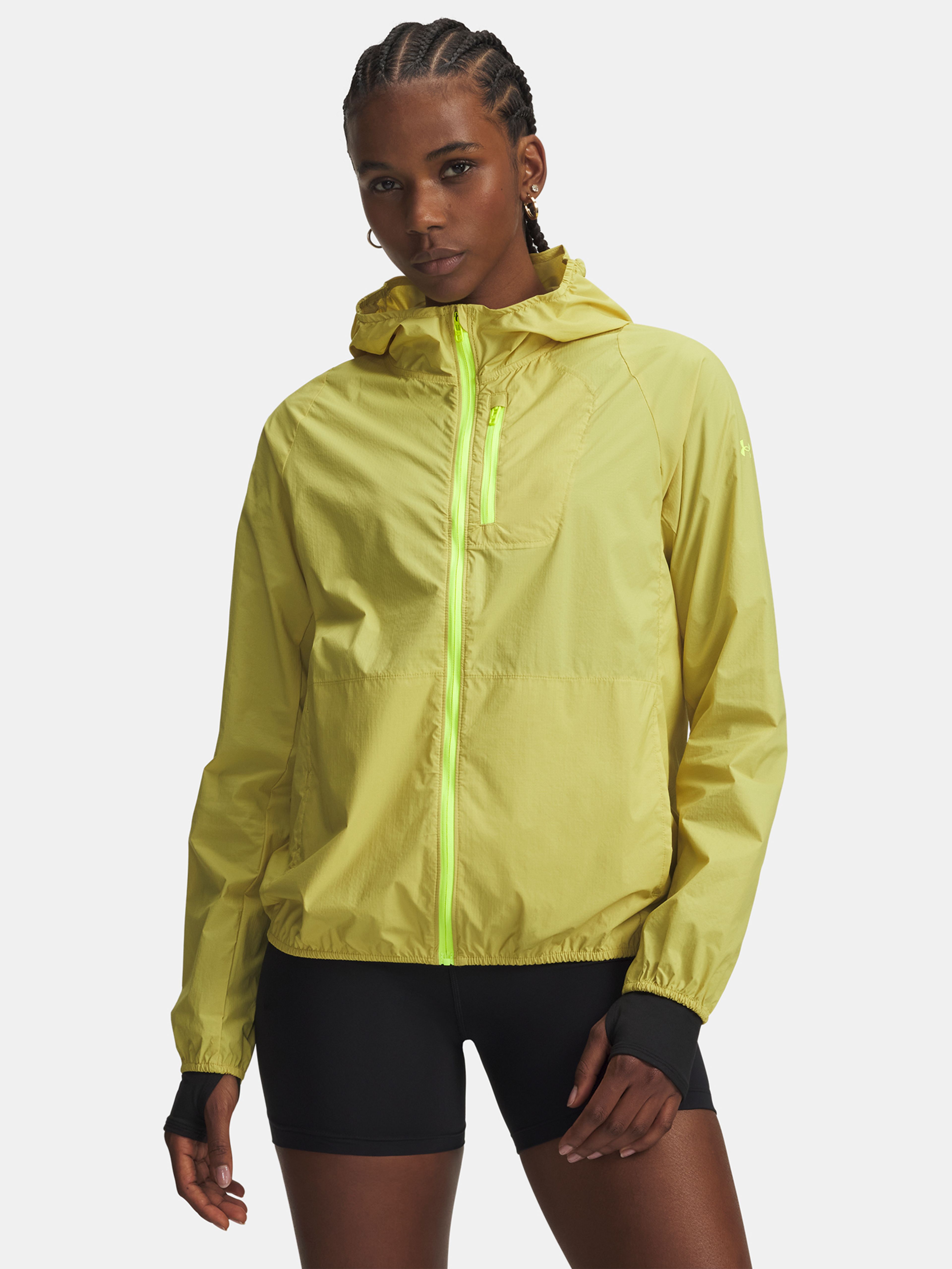 Női dzseki Under Armour LAUNCH LIGHTWEIGHT JKT-YLW